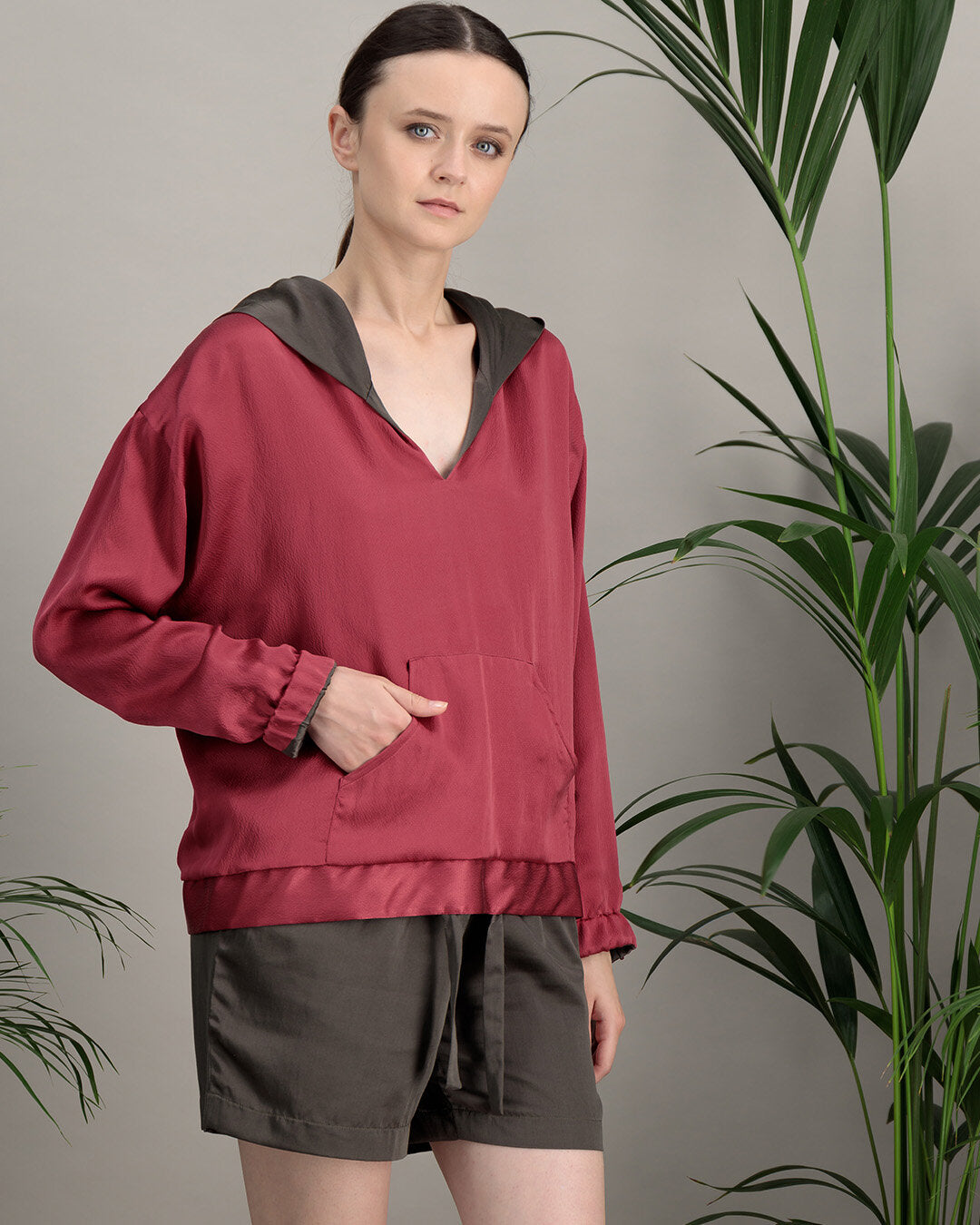 Anahide Saint André Nomade sweat soie capuche taupe rose