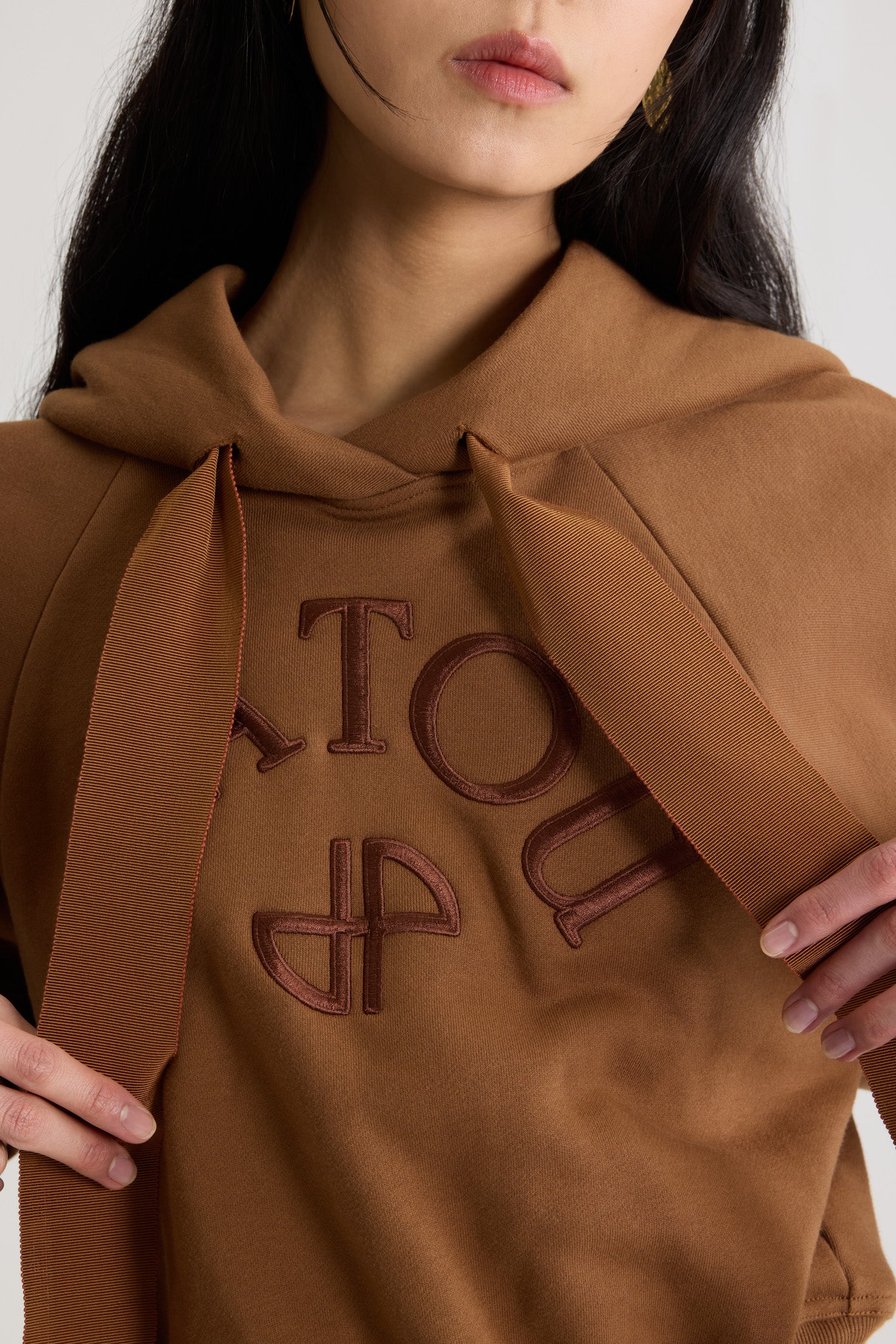 Patou JE192 sweat à capuche coton bio Mahogany marron