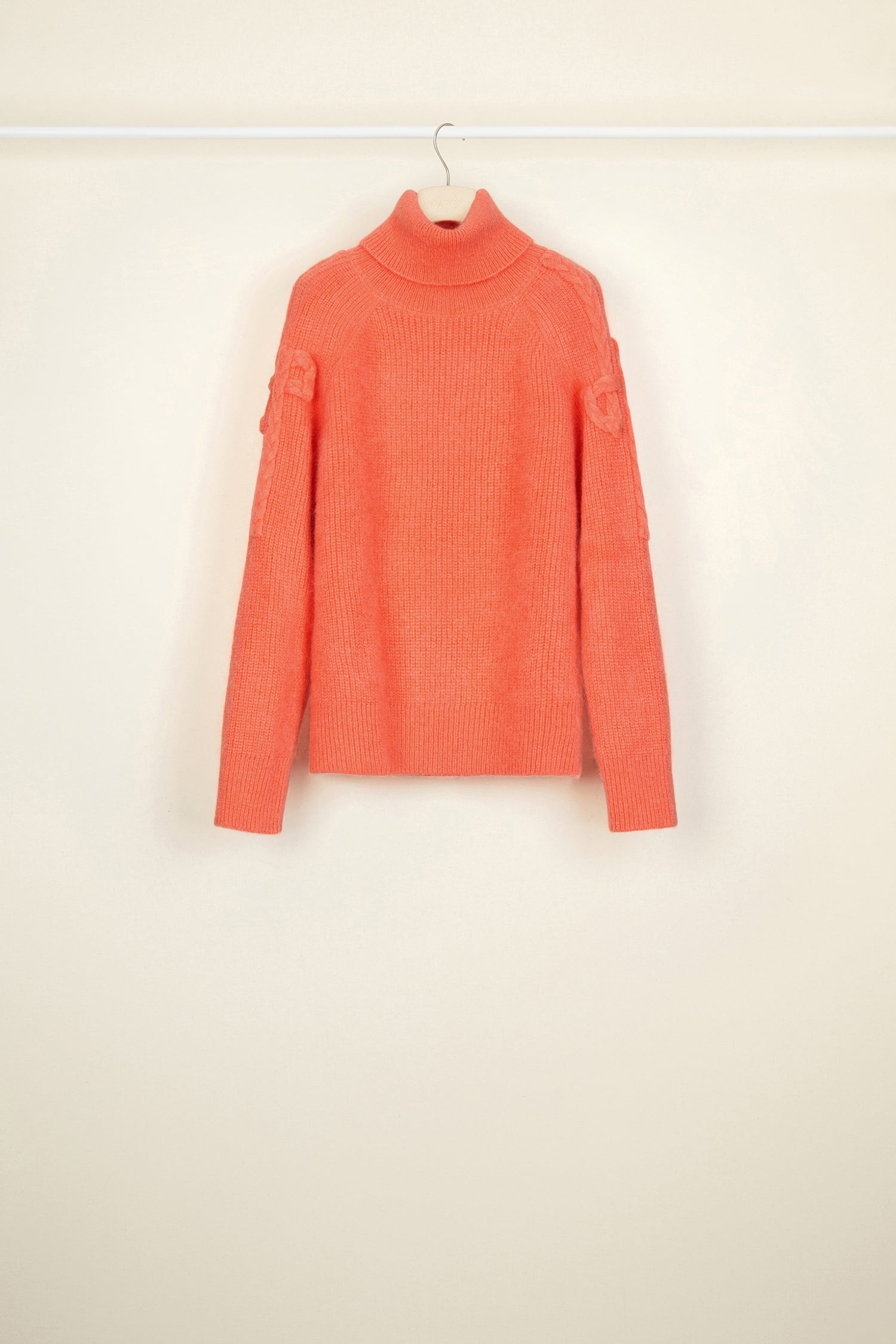 Patou Knitwear pull col roulé KN034 Coral mohair