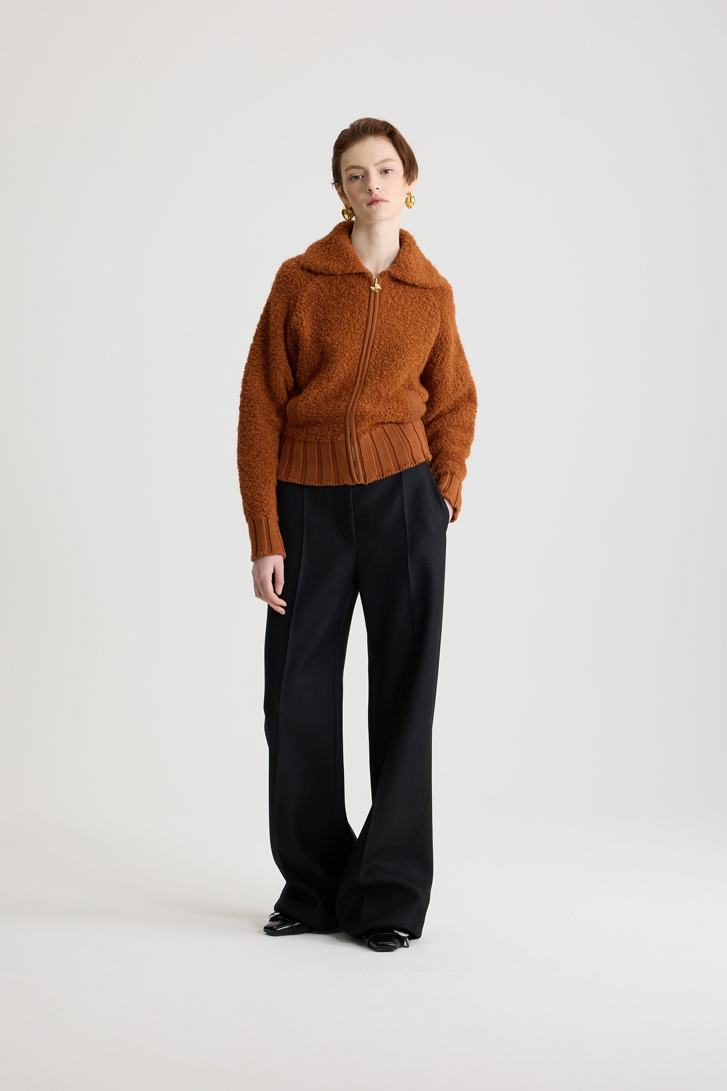 Patou Lock pantalon évasé laine noire 34-44 cadenas doré