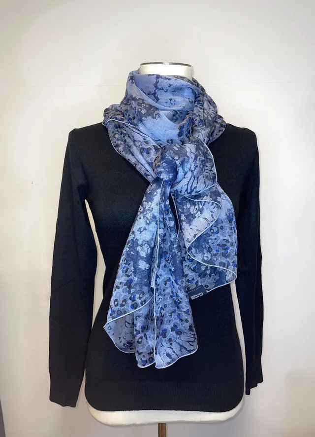 Anahide Saint André foulard soie bleue bio