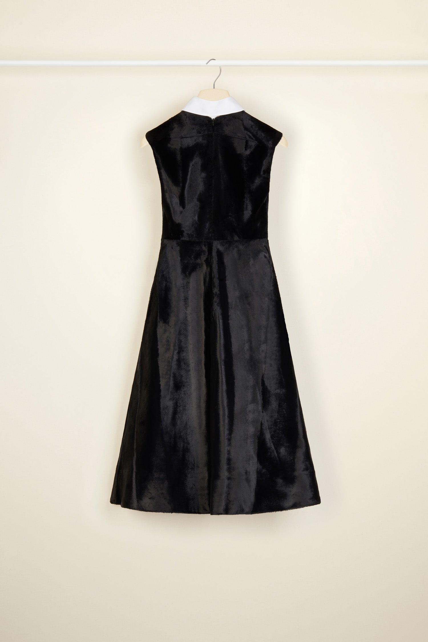Patou H21DR063 robe midi faux ponyskin noire col