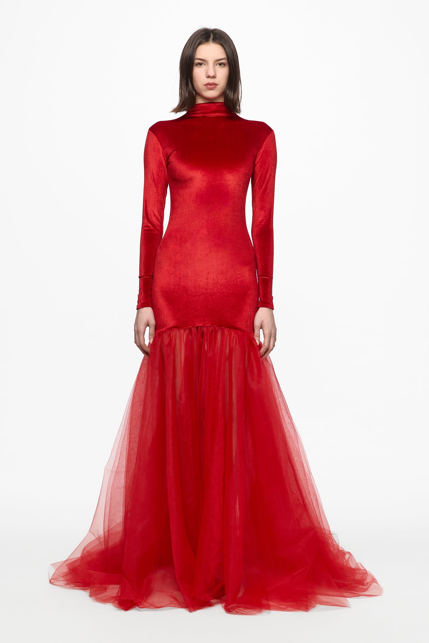 ATU Body Couture robe longue velours rouge col montant tulle