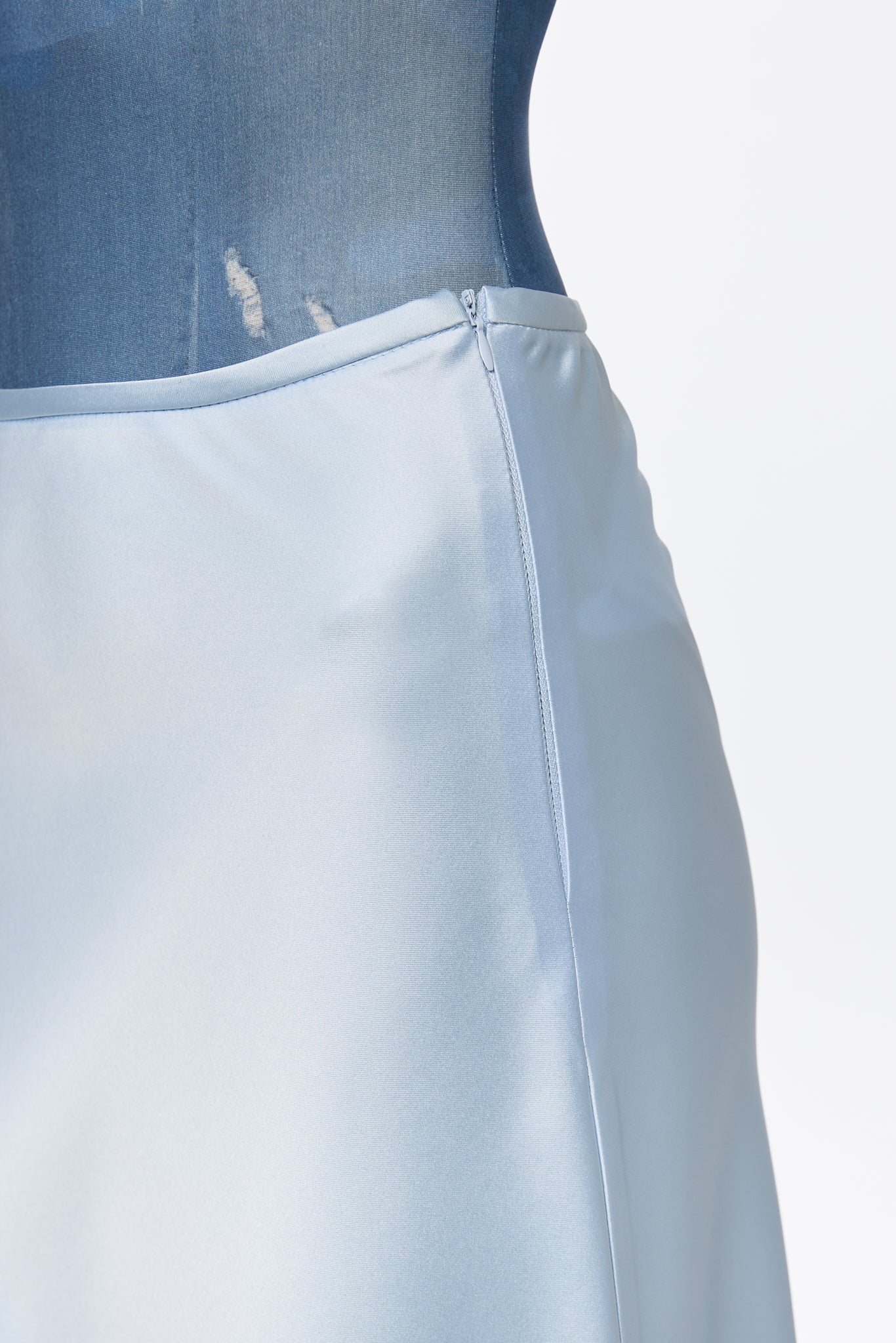 ATU Body Couture Skirts jupe longue satin bleu clair
