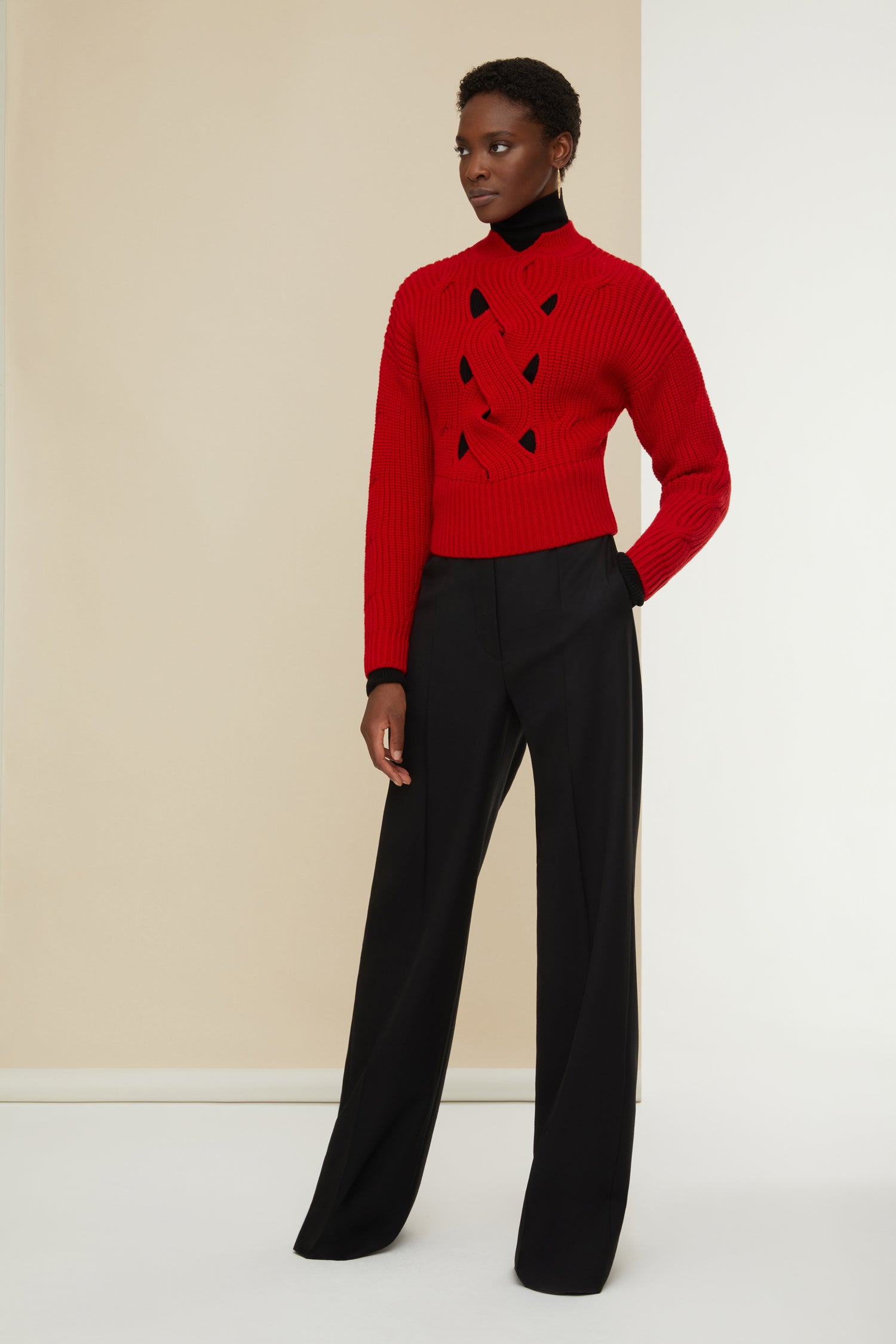 Patou KN0528038302R pull torsadé rouge poppy cropped
