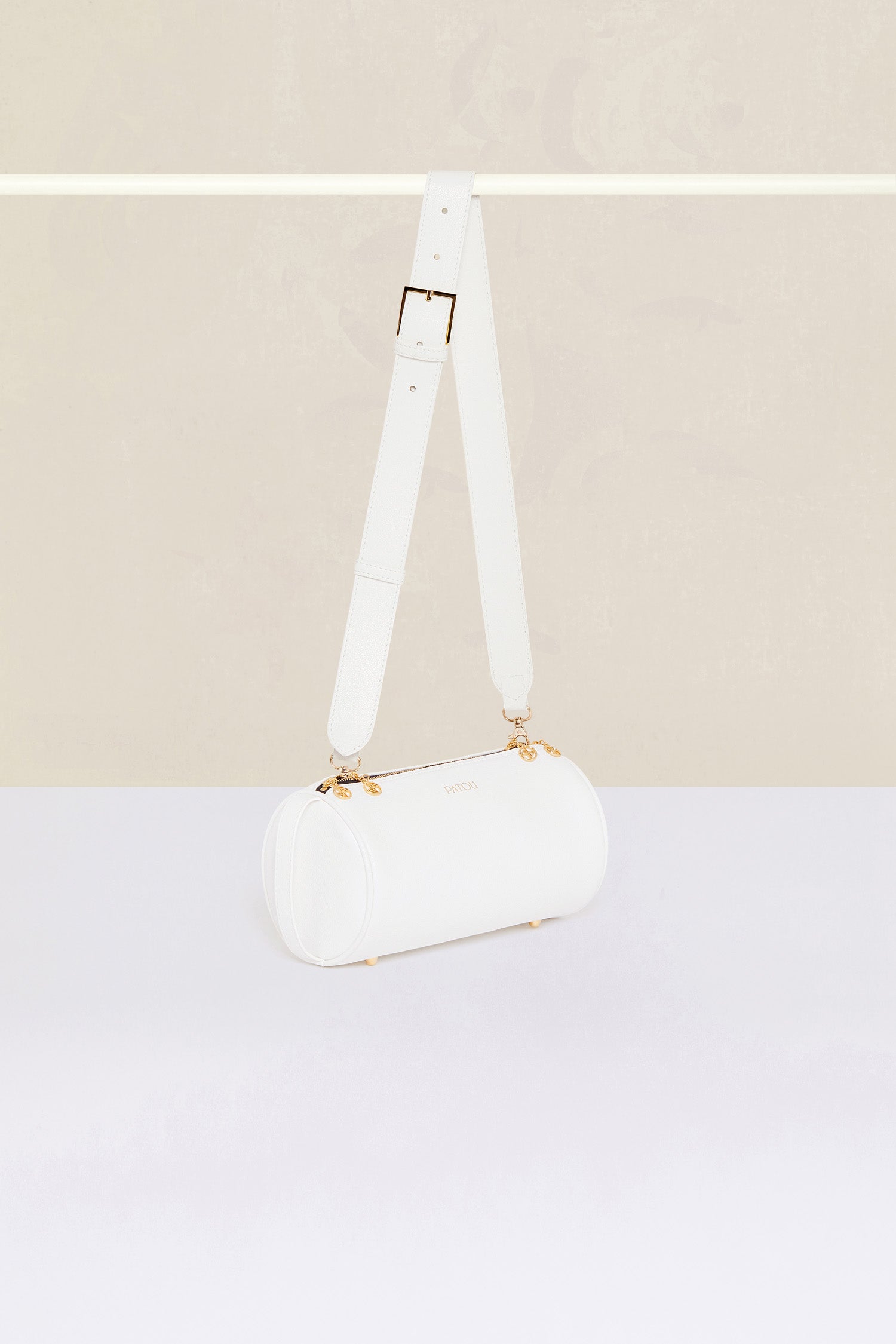 Patou Barrel AC008 sac blanc simili cuir
