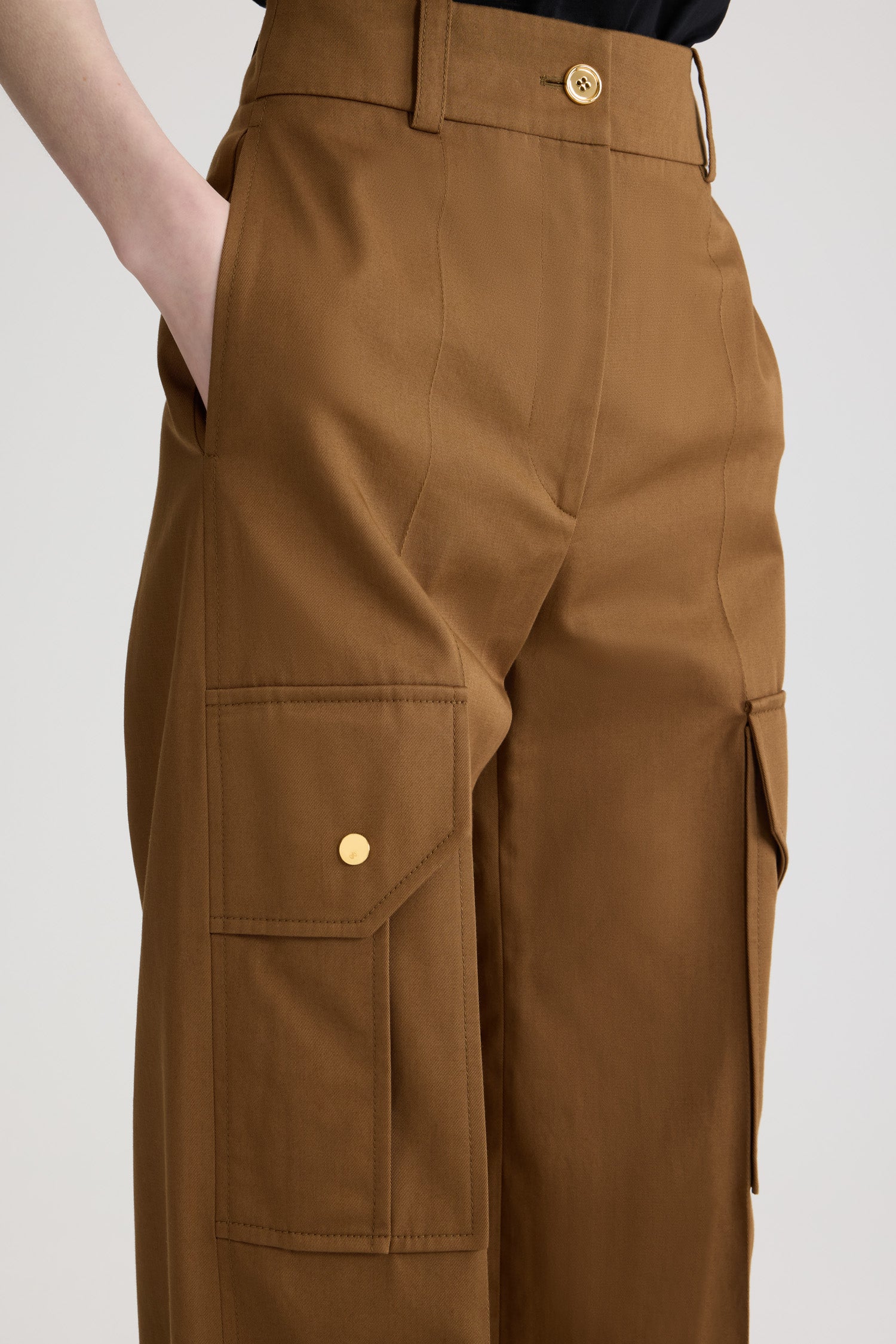 Patou H25TR055 pantalon cargo évasé coton bio Nutmeg