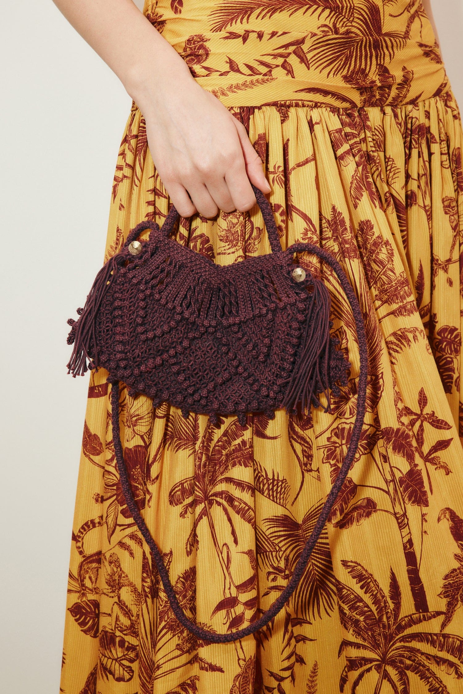 Alemaïs Macrame Crescent Bag sac macramé bordeaux taille unique
