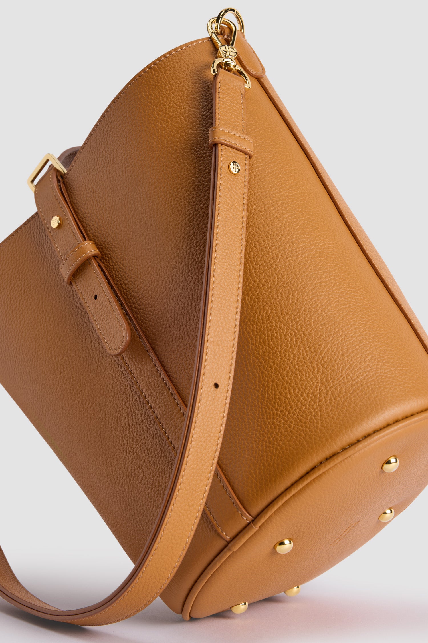 Patou JP Bucket BA015 sac cuir marron Autumn Leaf