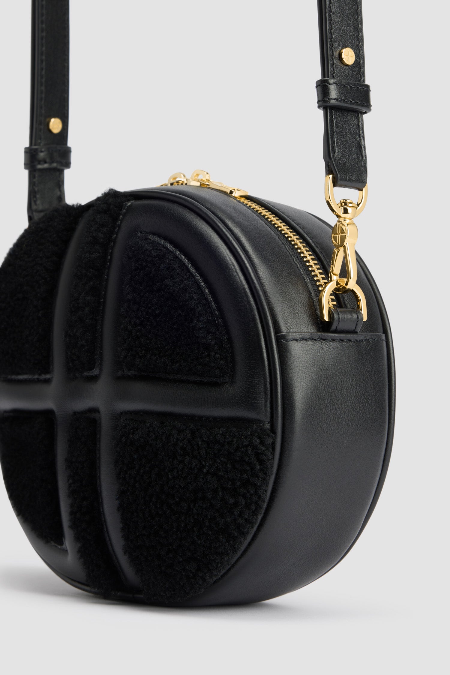 Patou Le JP sac cuir shearling noir 21 cm