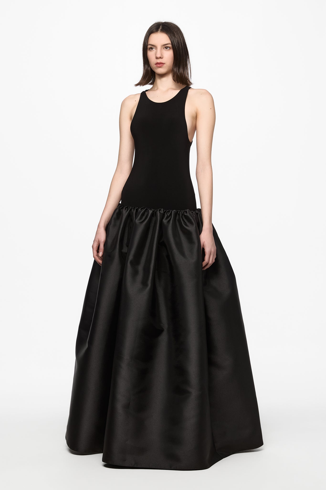 ATU Body Couture robe gown taffetas noir sans manches taille S