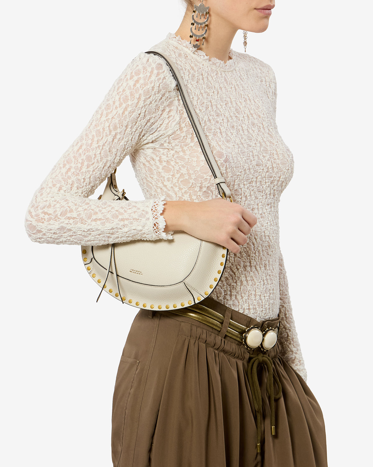 Isabel Marant Oskan Moon sac cuir beige 28 cm clouté