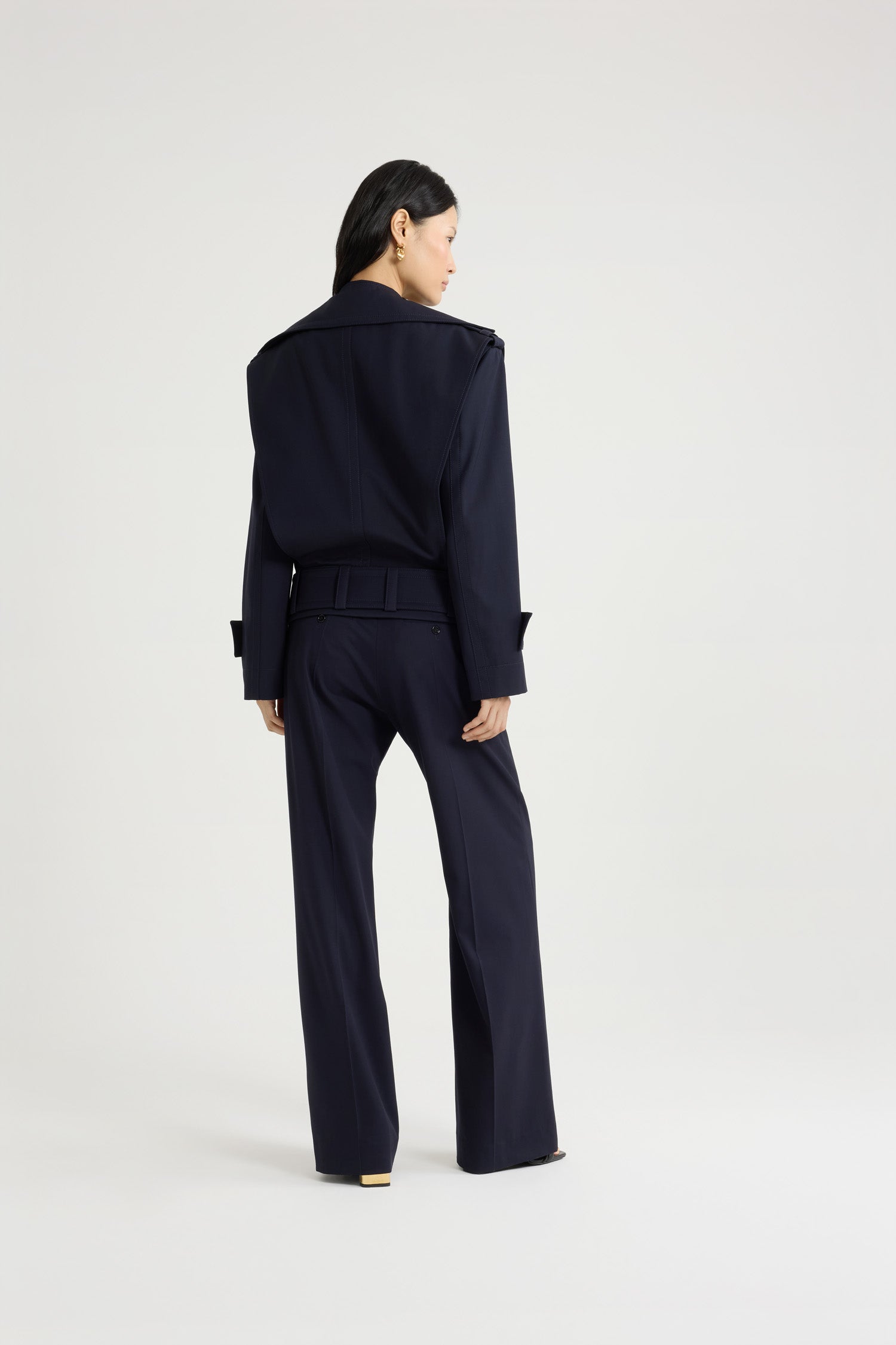Patou OU033 veste ceinturée laine technique Navy Black