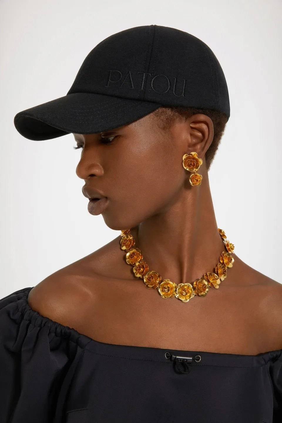Patou JW090 collier fleur doré 46 cm taille unique