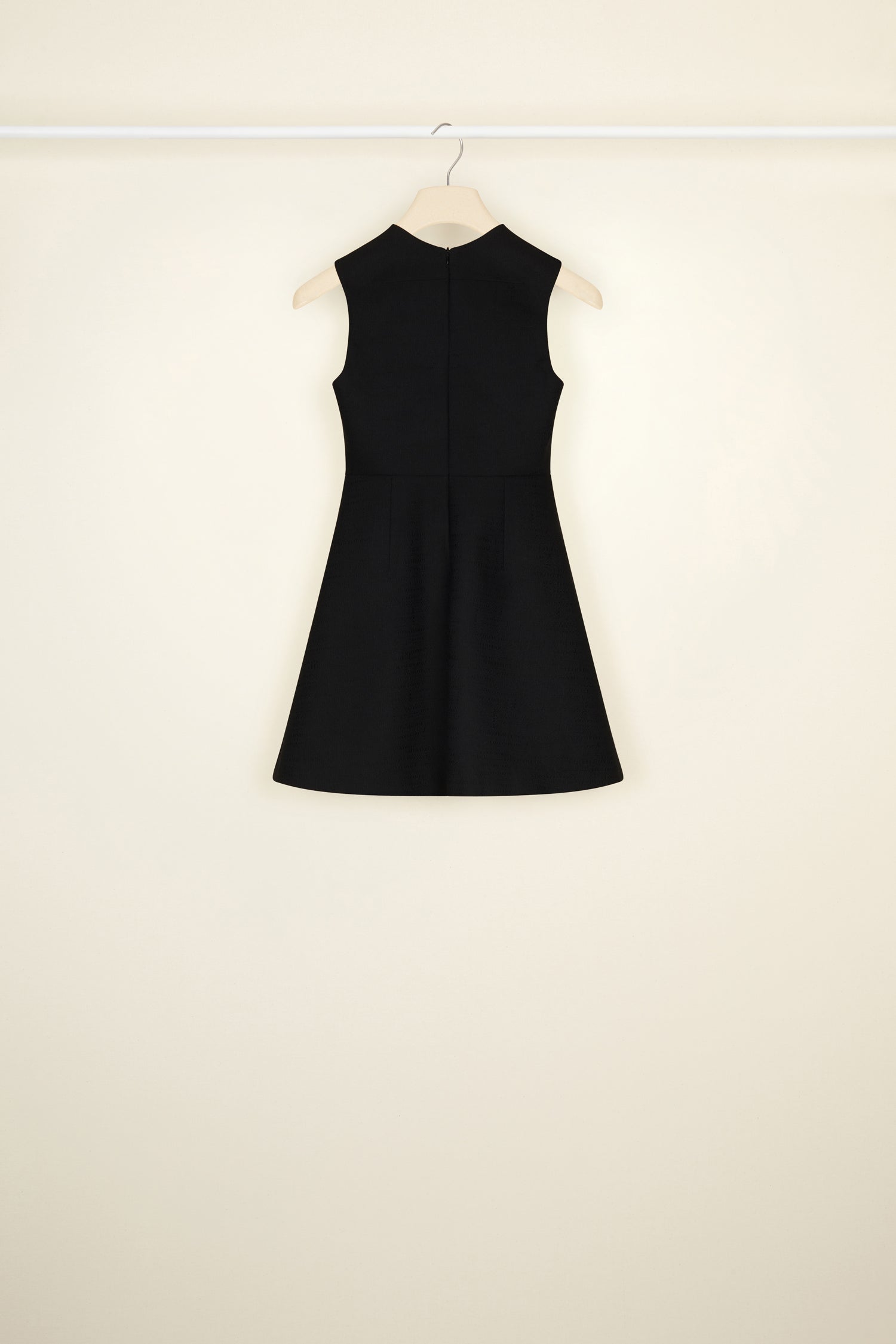 Patou A21DR0760088999B robe tweed Black brodée