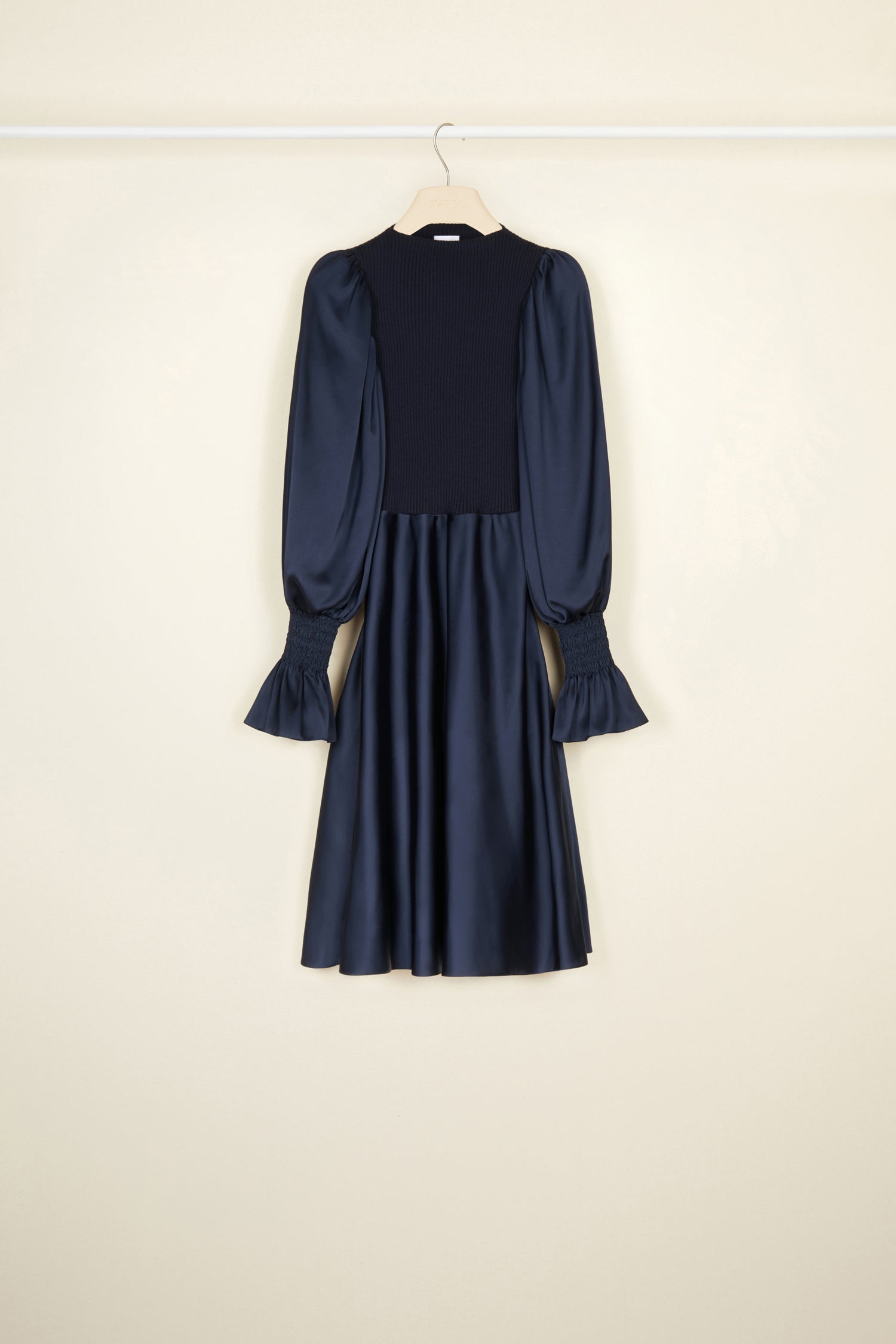 Patou DR0800089699N robe satin marine 38 manches bouffantes