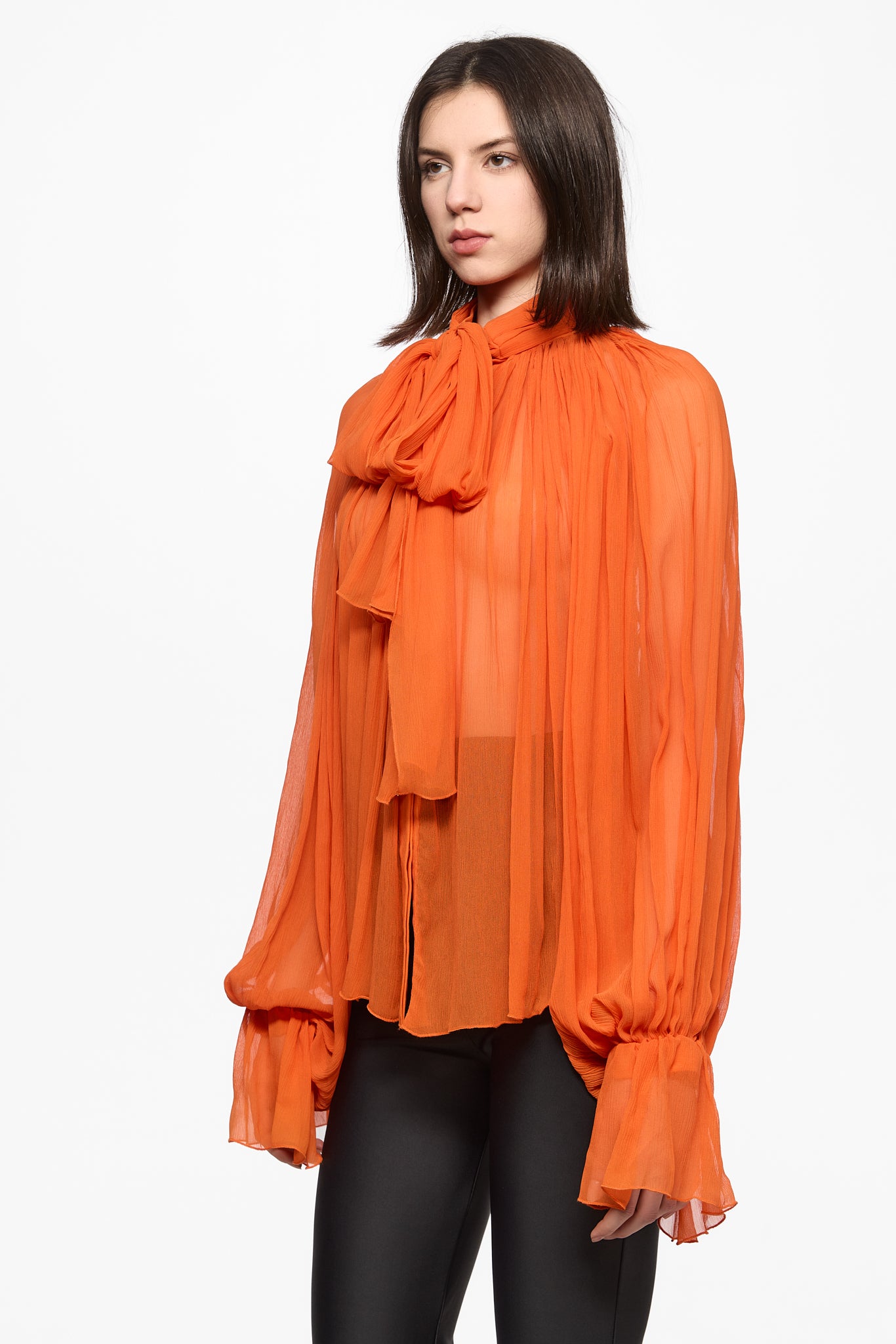 ATU Body Couture chemisier soie orange foulard chiffon