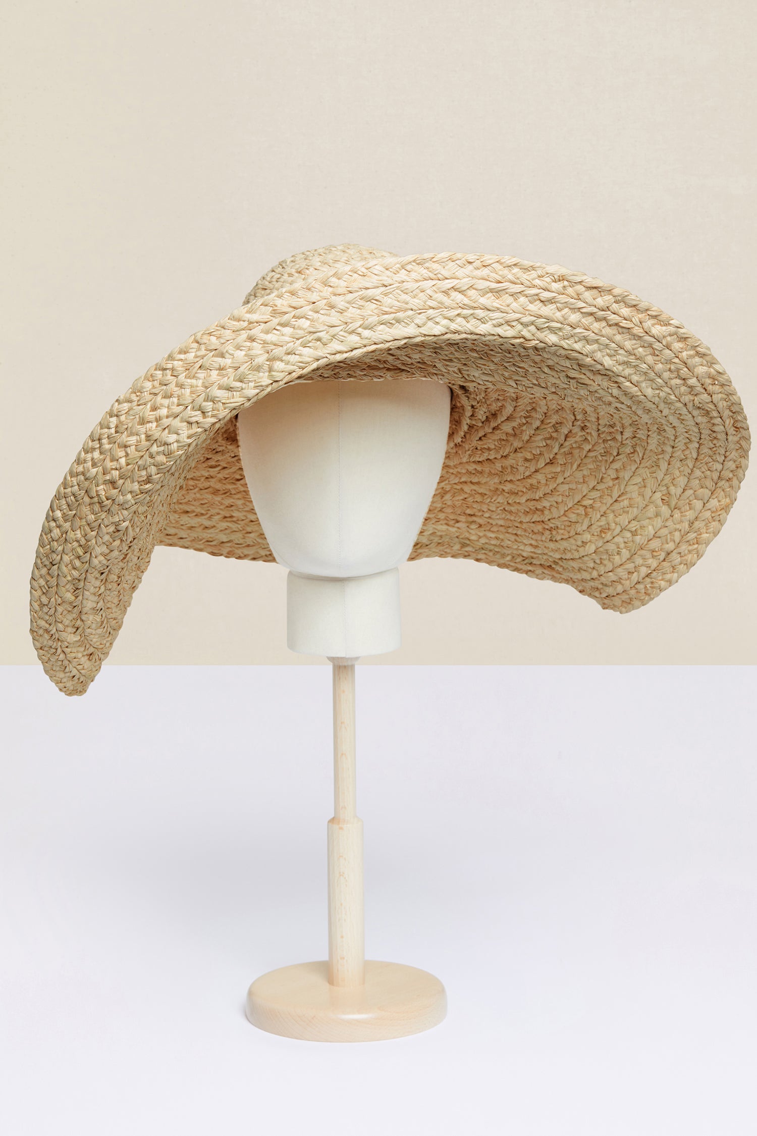 Patou AC007 chapeau capeline crème tissé taille unique