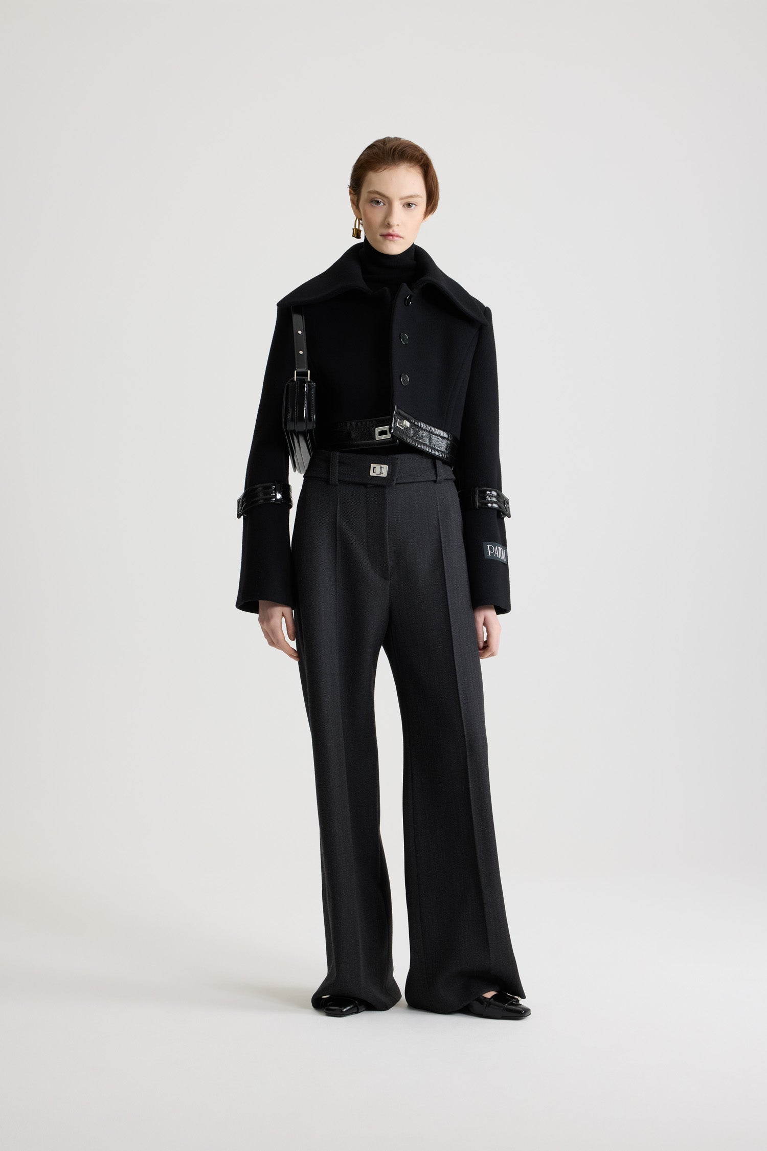 Patou Jackets veste cropped H25JA0590217999B laine noire
