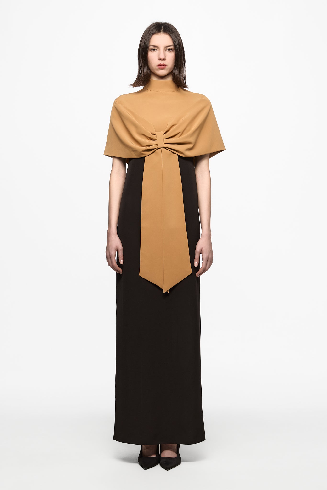 ATU Body Couture robe maxi nœud camel noir