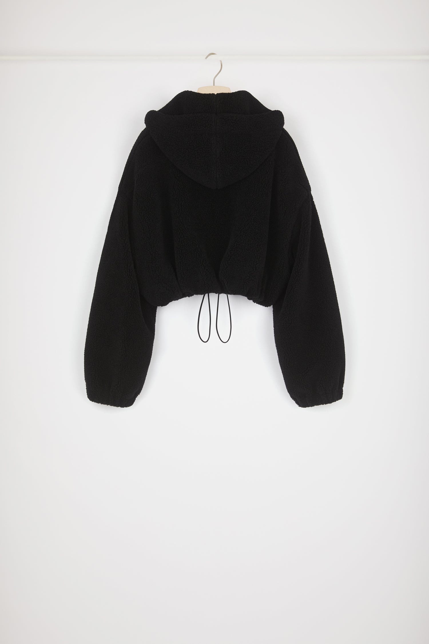 Patou JE056 veste courte Noir fausse fourrure capuche