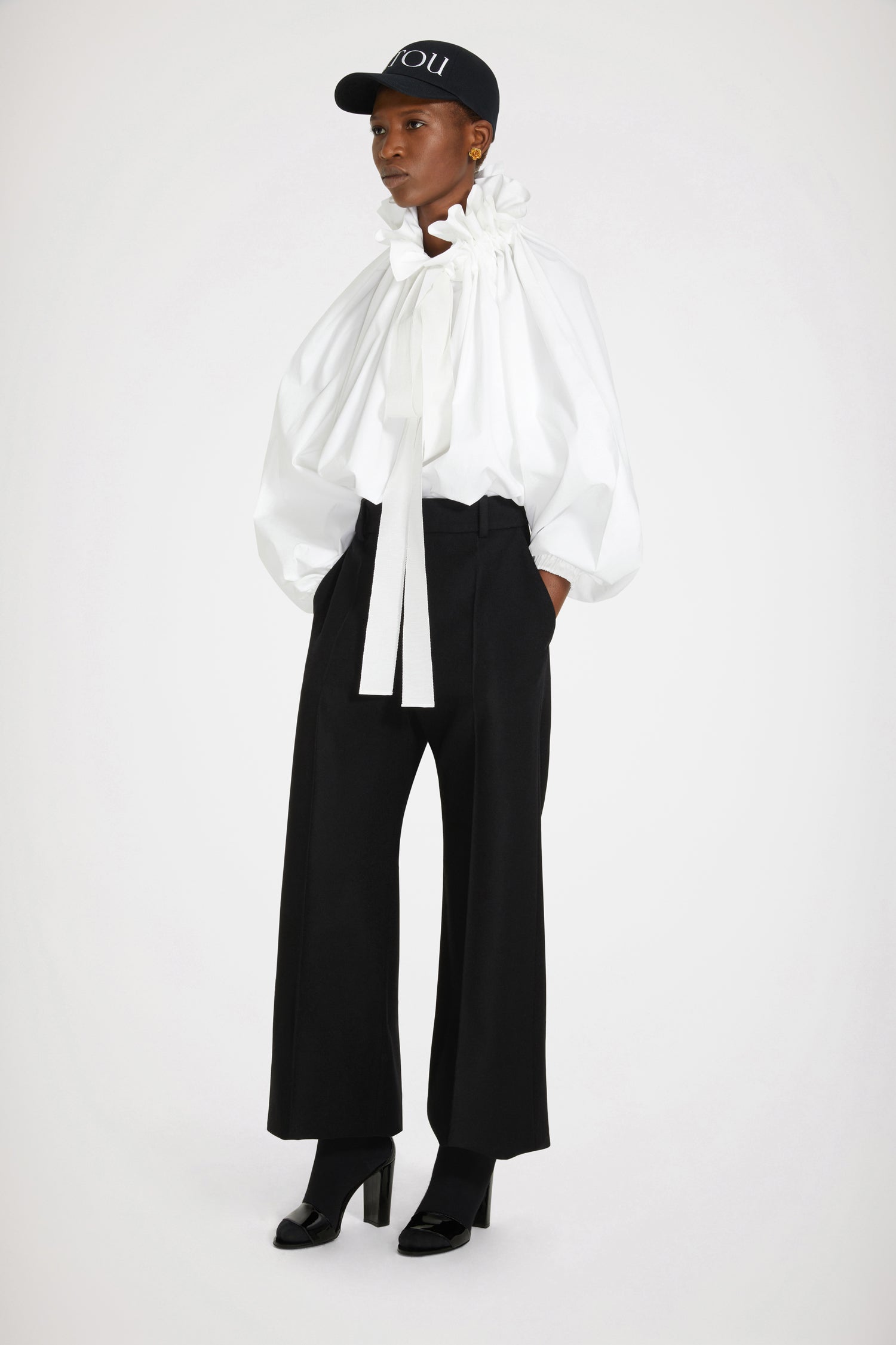 Patou H22TR0010003999B pantalon laine noir Black