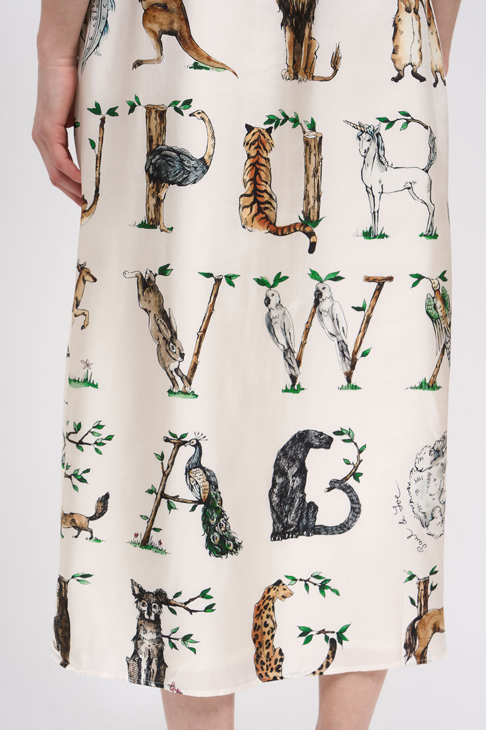 Paul & Joe July robe-chemise midi twill de soie imprimé alphabet