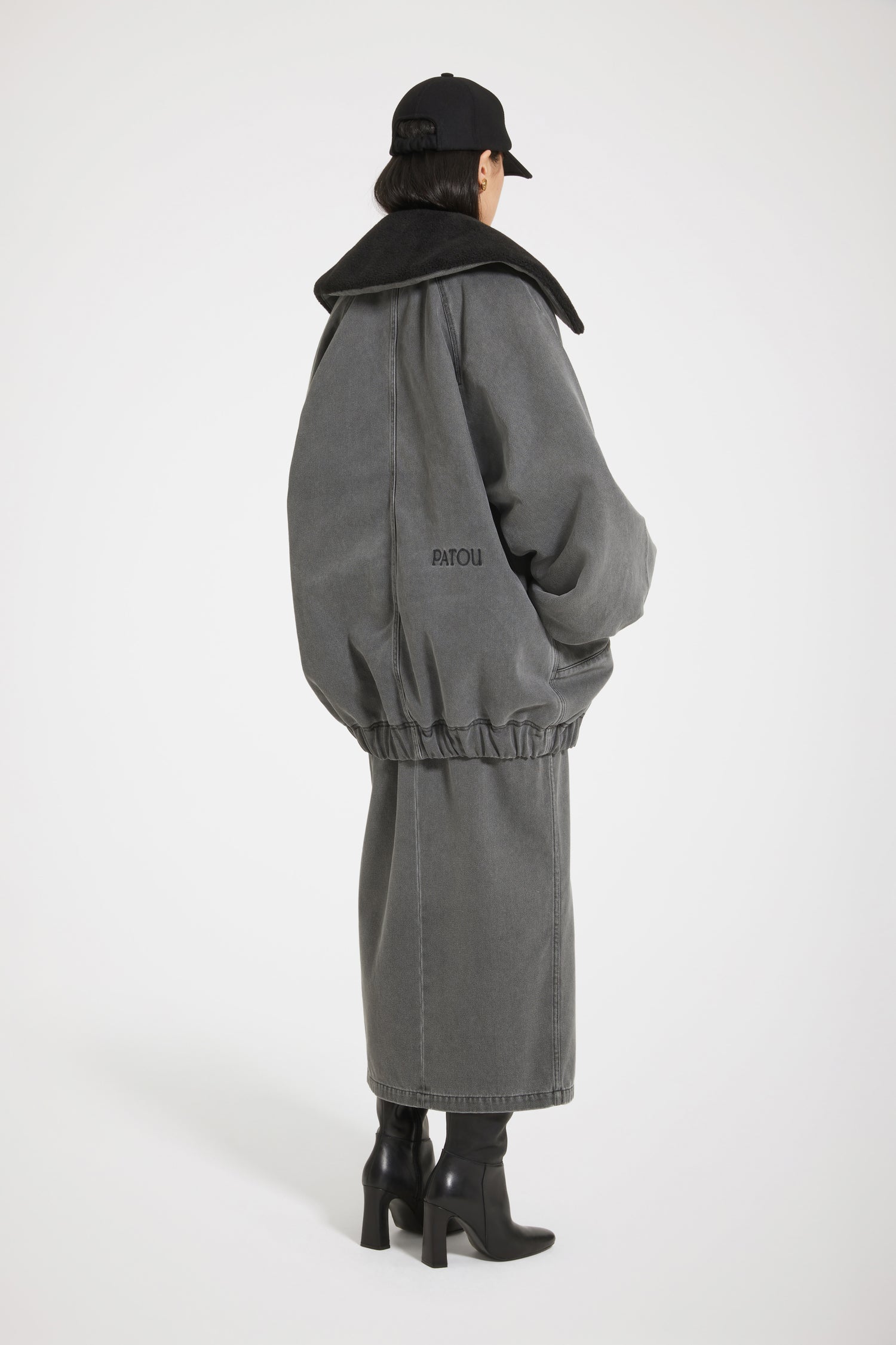Patou H23OU023 veste jean denim bio Anthracite oversize