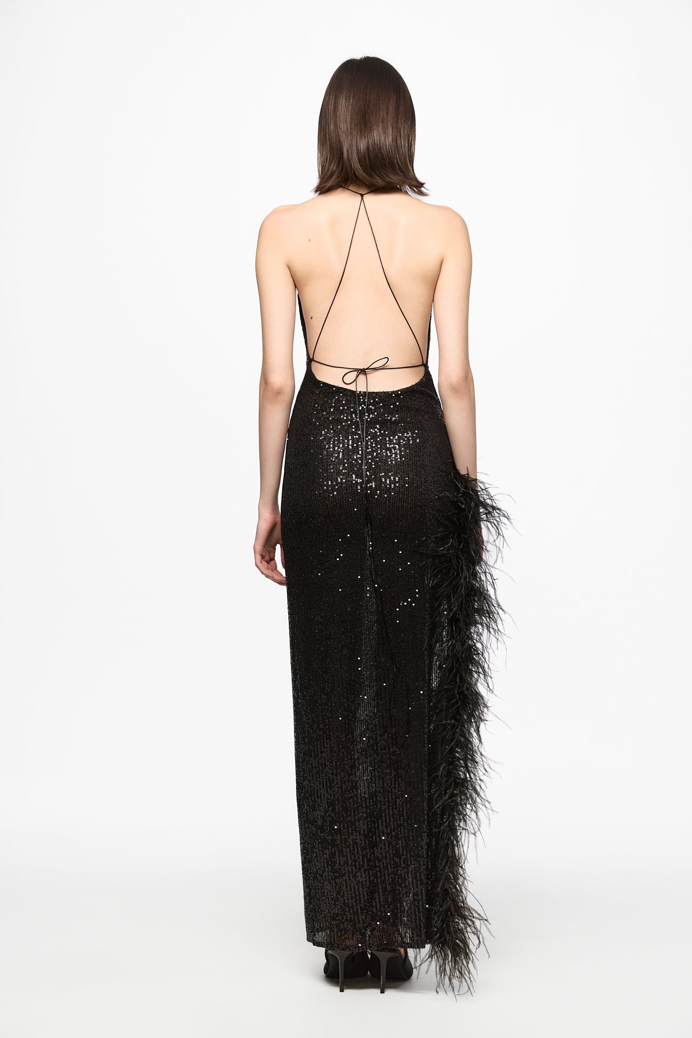 ATU Body Couture Feather-trim robe maxi sequins plumes noir