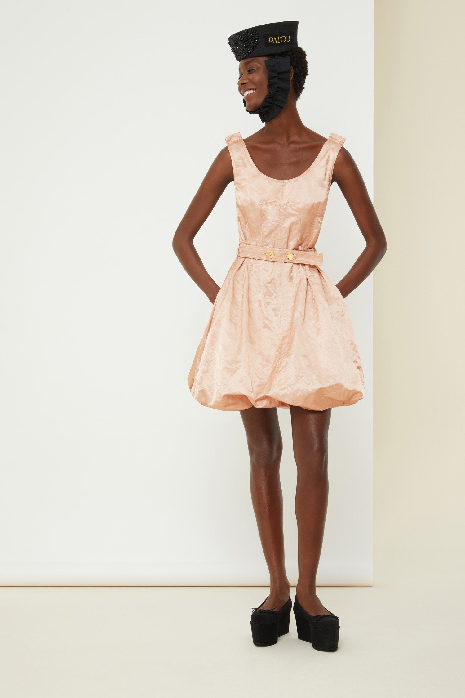 Patou DR070 robe boule satin rose poudré ceinture