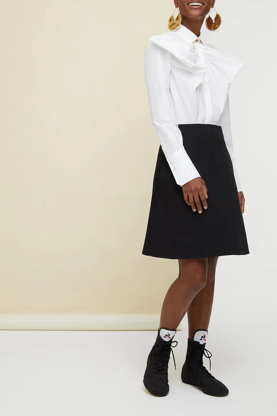 Patou DR033 robe coton noir blanc col lavallière poches