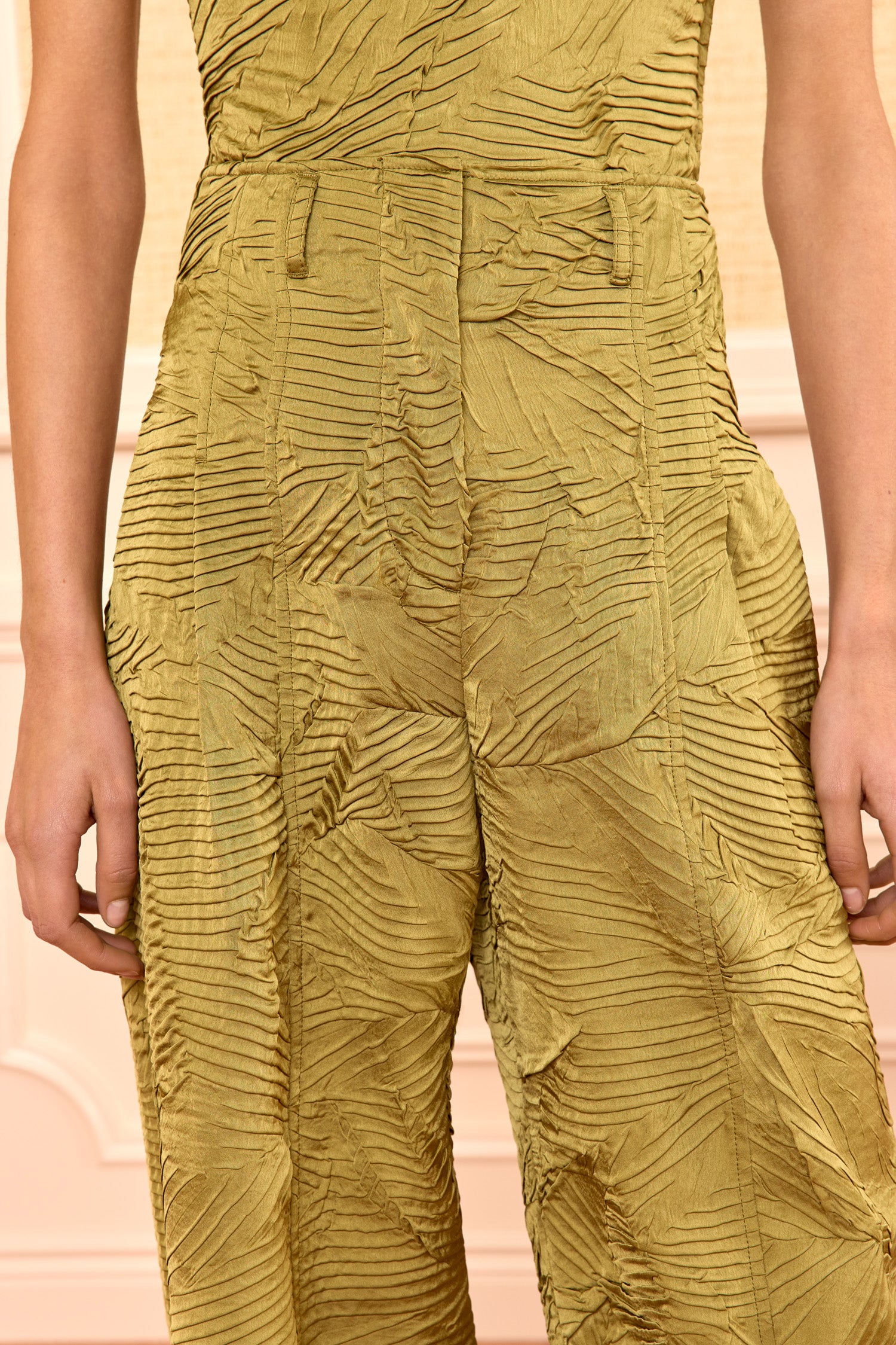 Ulla Johnson Carine pantalon satin Moss Gold large