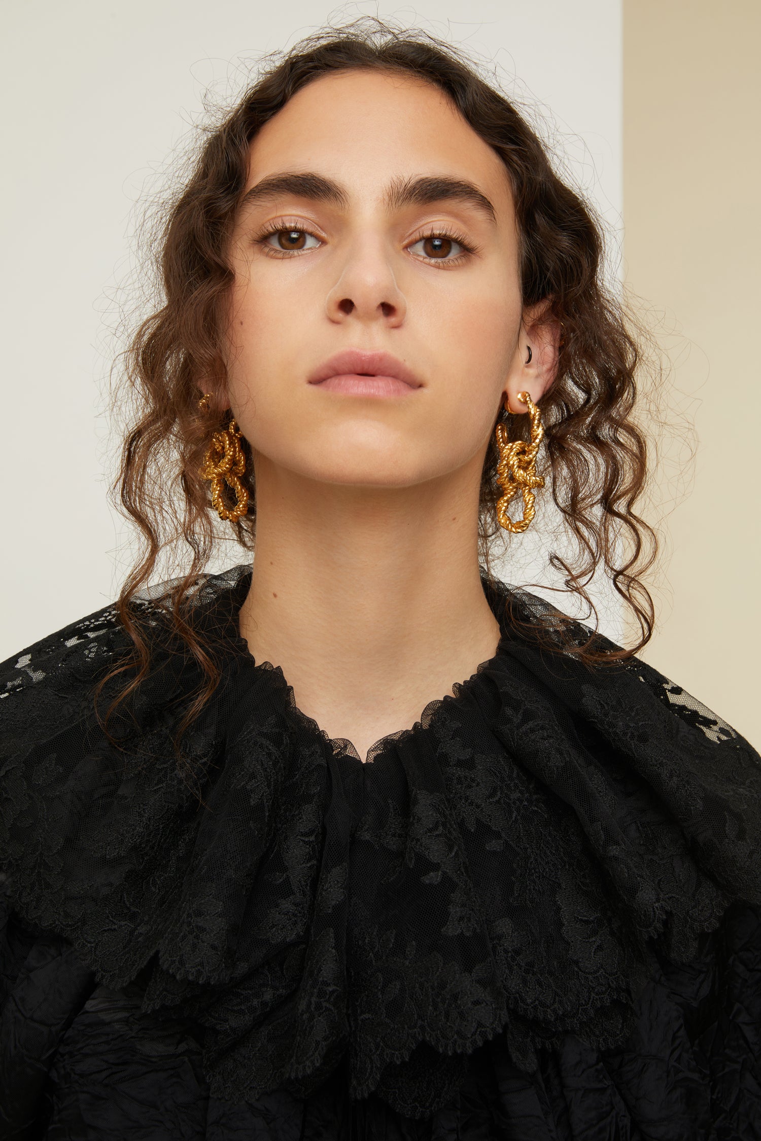 Patou JW082 boucles oreilles chaîne doré