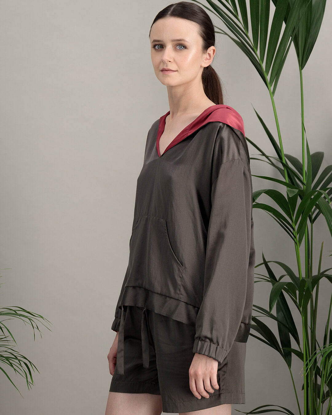 Anahide Saint André Nomade sweat soie capuche taupe rose