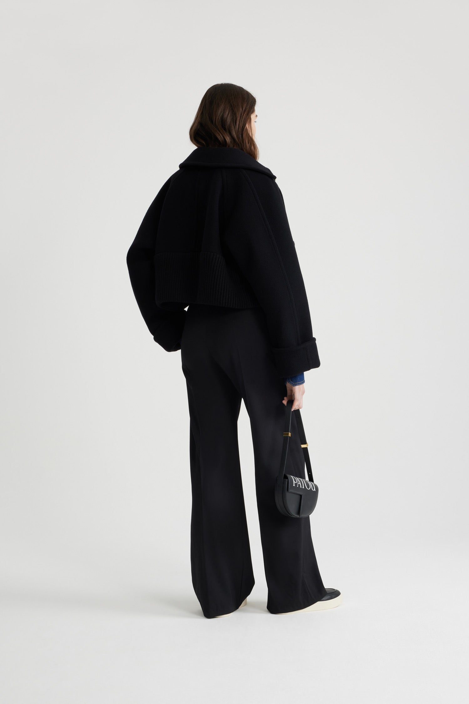 Patou Manteau court CO023 laine cachemire noir