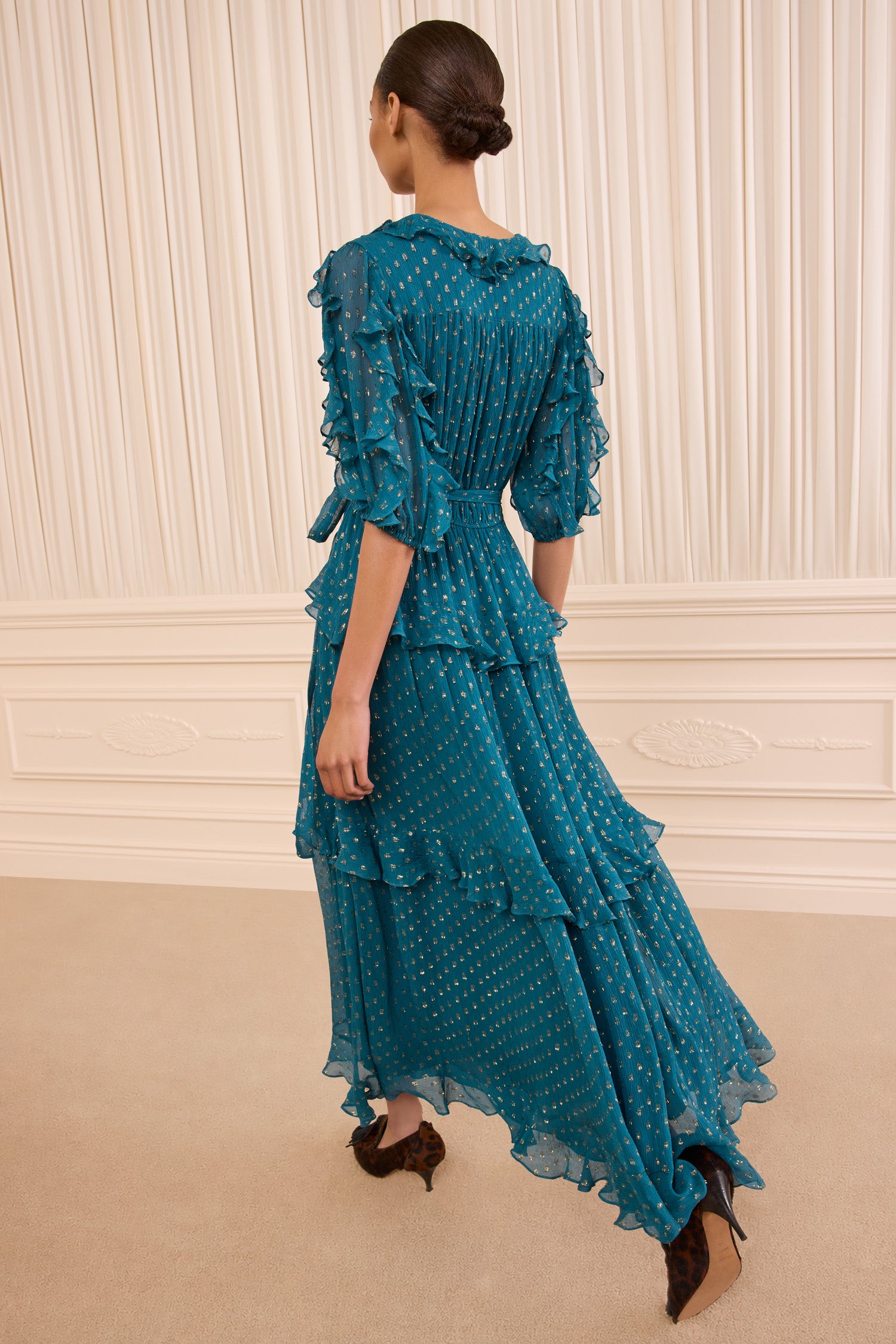 Ulla Johnson Tida robe midi soie Beryl manches courtes