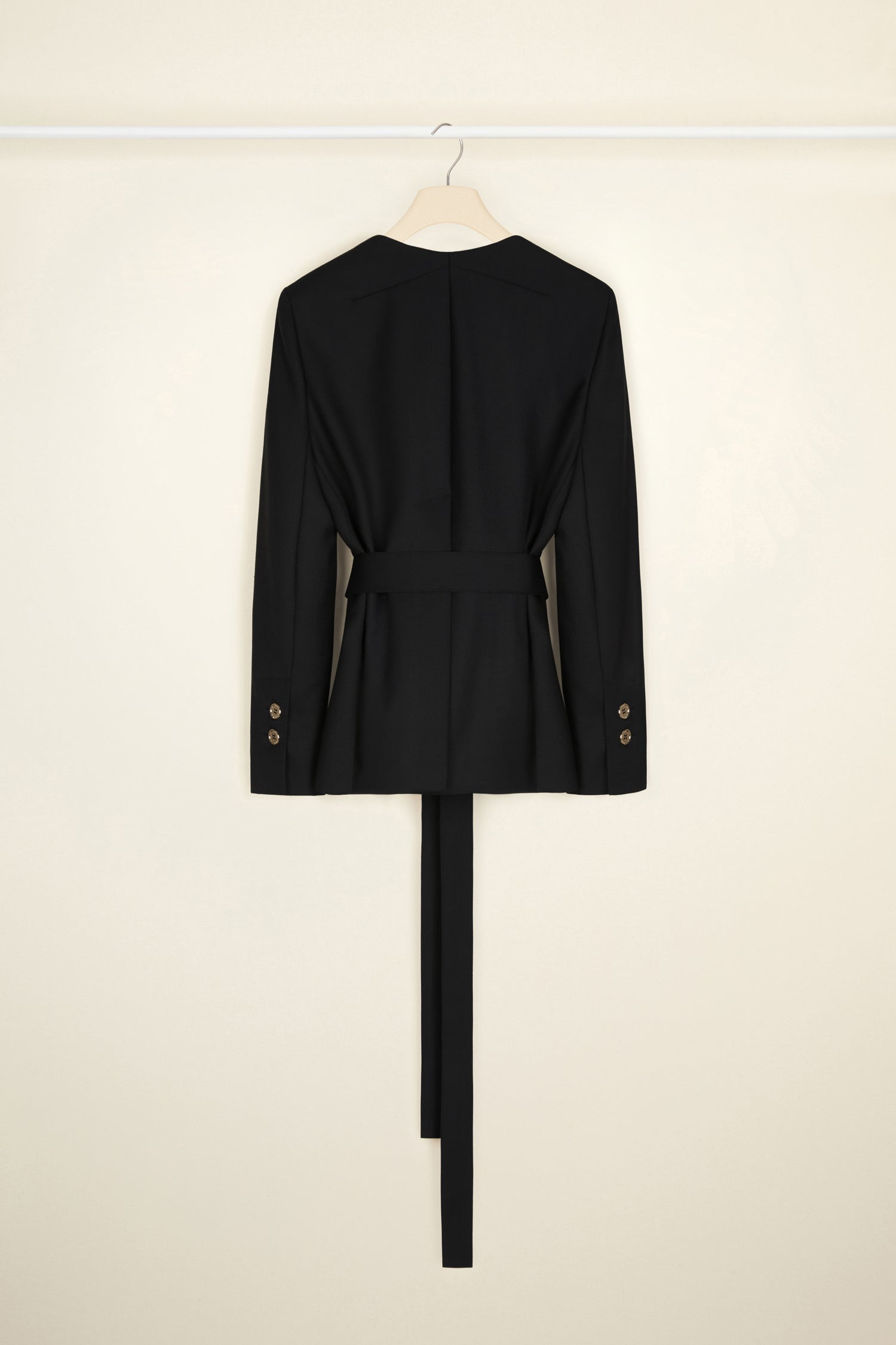 Patou JA021 veste laine bio noire col festonné