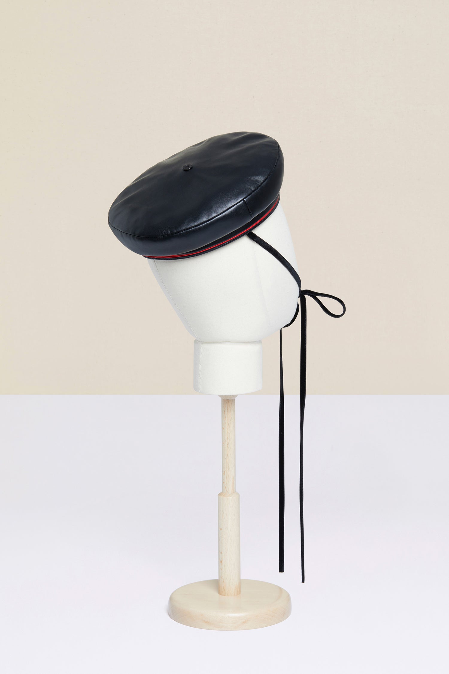 Patou Faux leather sailor hat chapeau noir Black TU