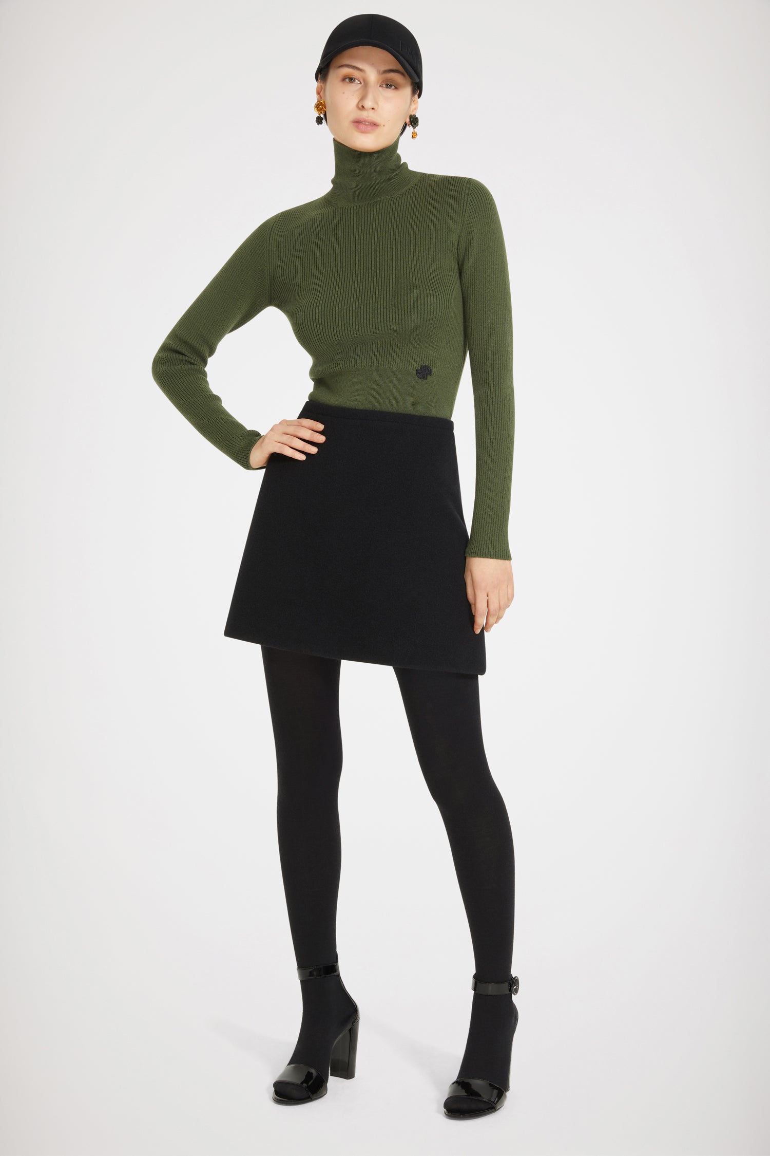 Patou Knitwear KN058 pull laine vert loden S