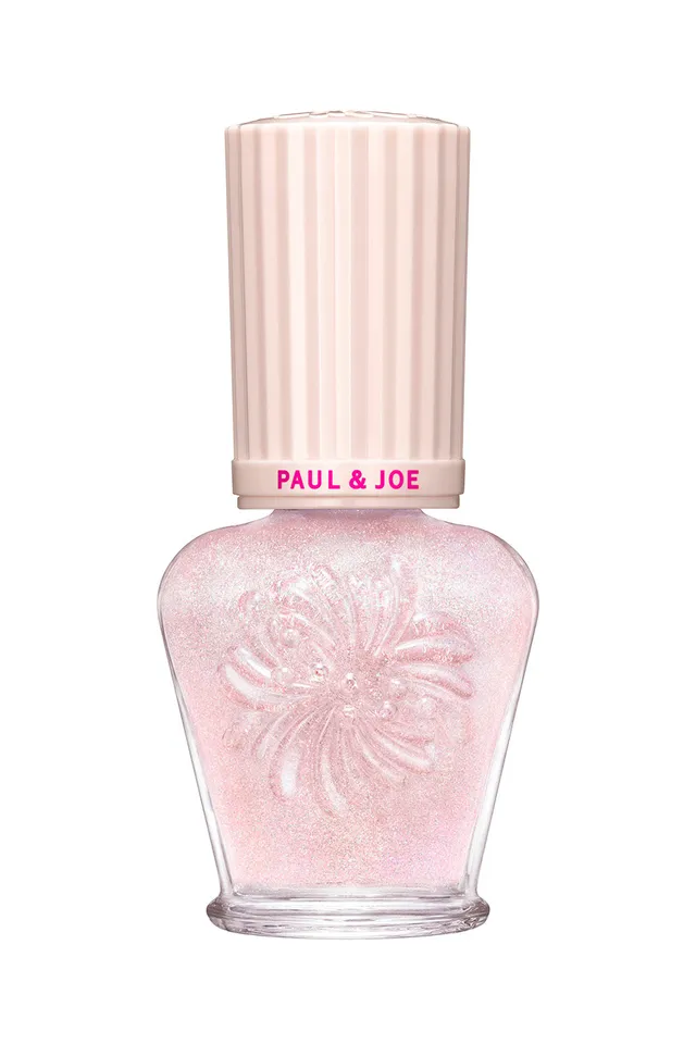 Paul & Joe Sakura base maquillage neutre scintillante