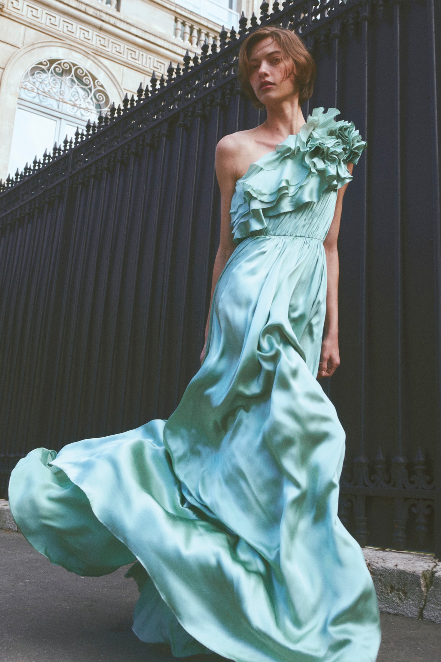 Ulla Johnson Avalina robe soie une épaule celadon