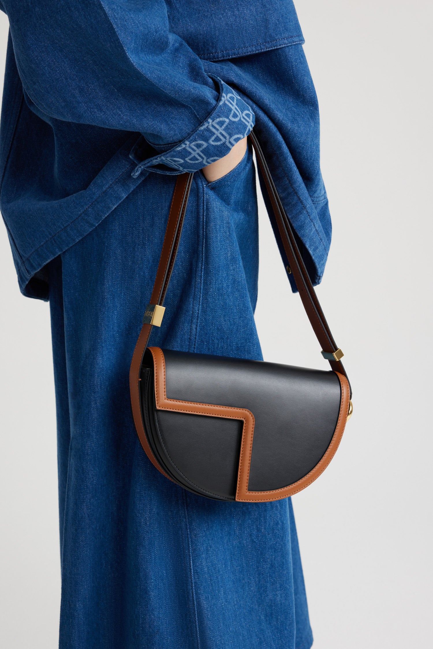 Patou BA018 sac main cuir bicolore noir marron