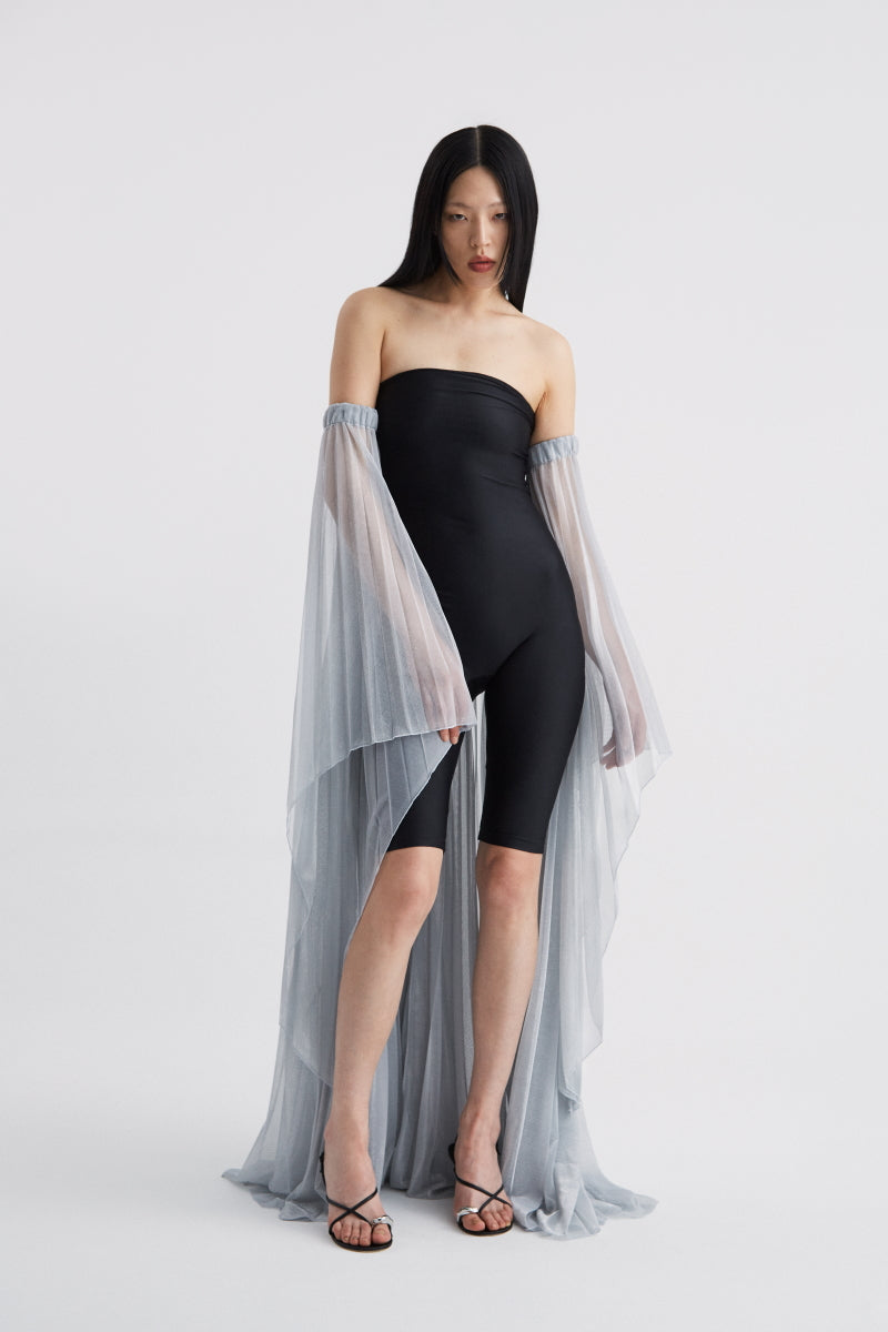 ATU Body Couture Attachment cape plissée argentée manches