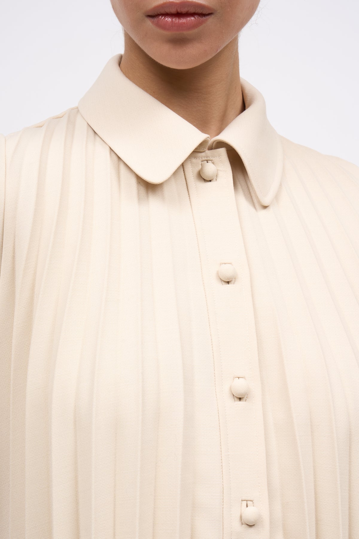 PAUL & JOE FILIPPA robe courte plissée laine cady col polo