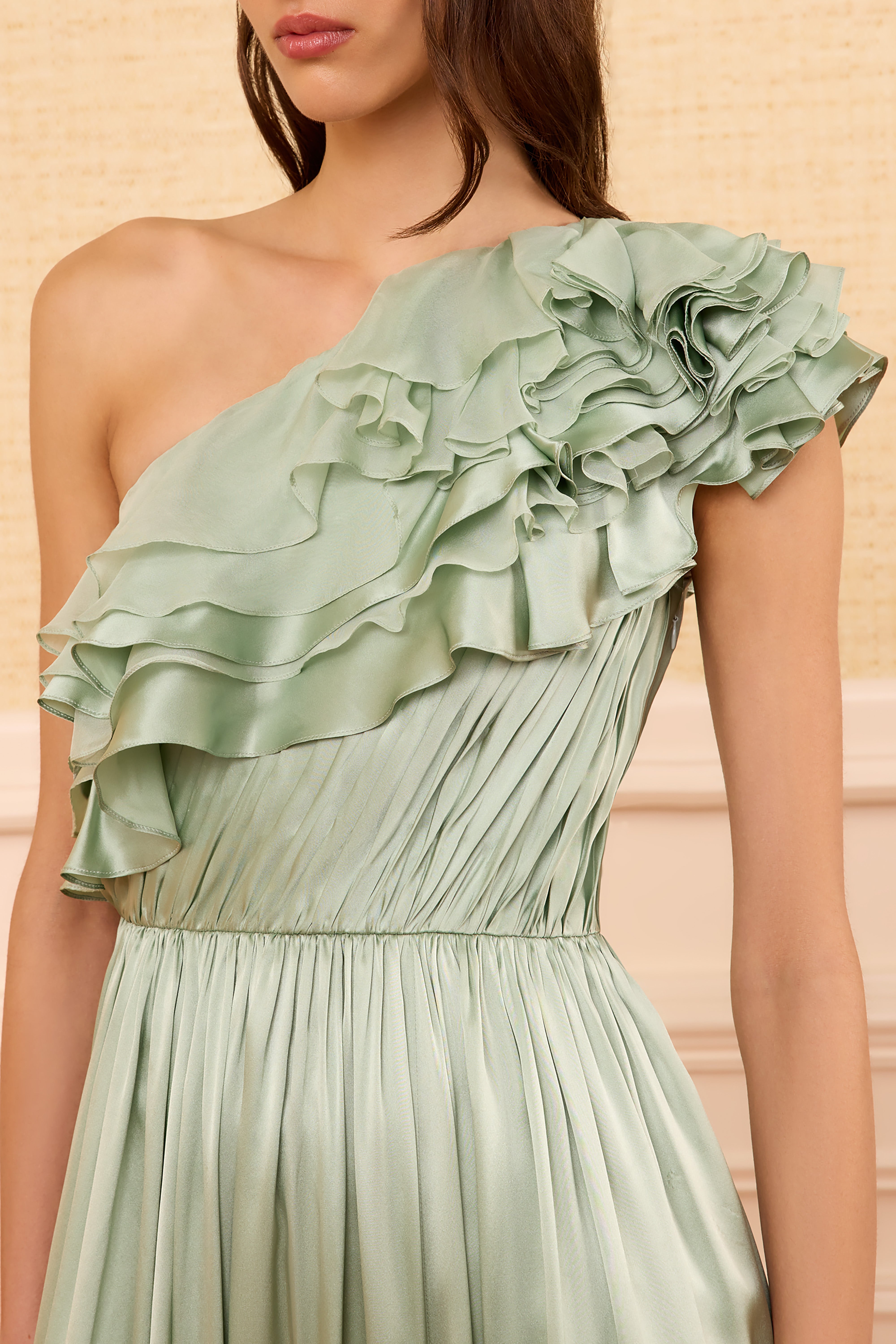 Ulla Johnson Avalina robe soie une épaule celadon