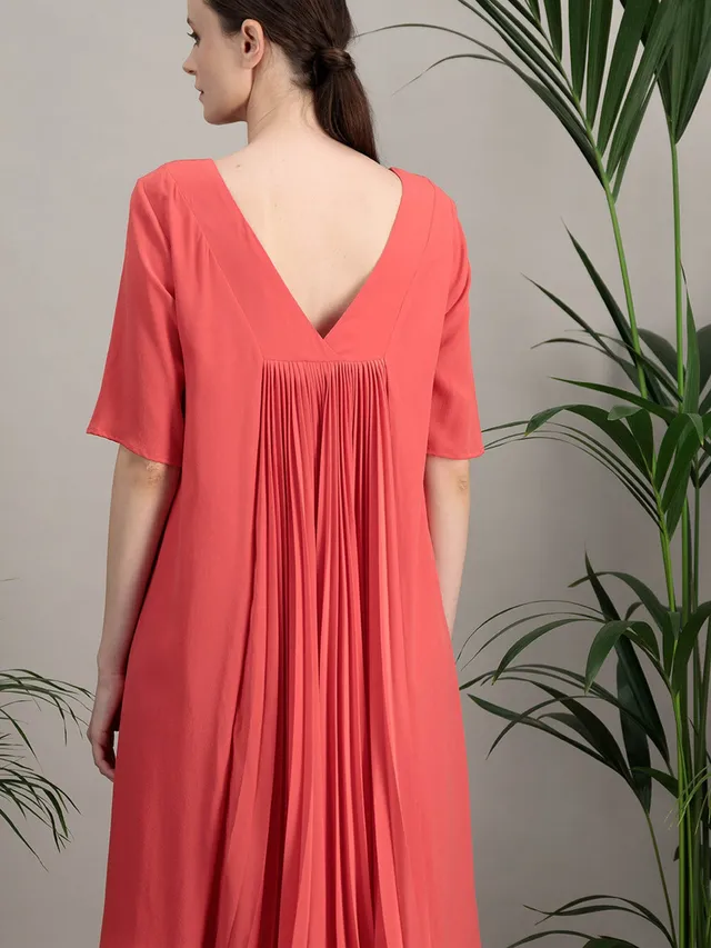 Anahide Saint André Marino robe crêpe de soie plissée été