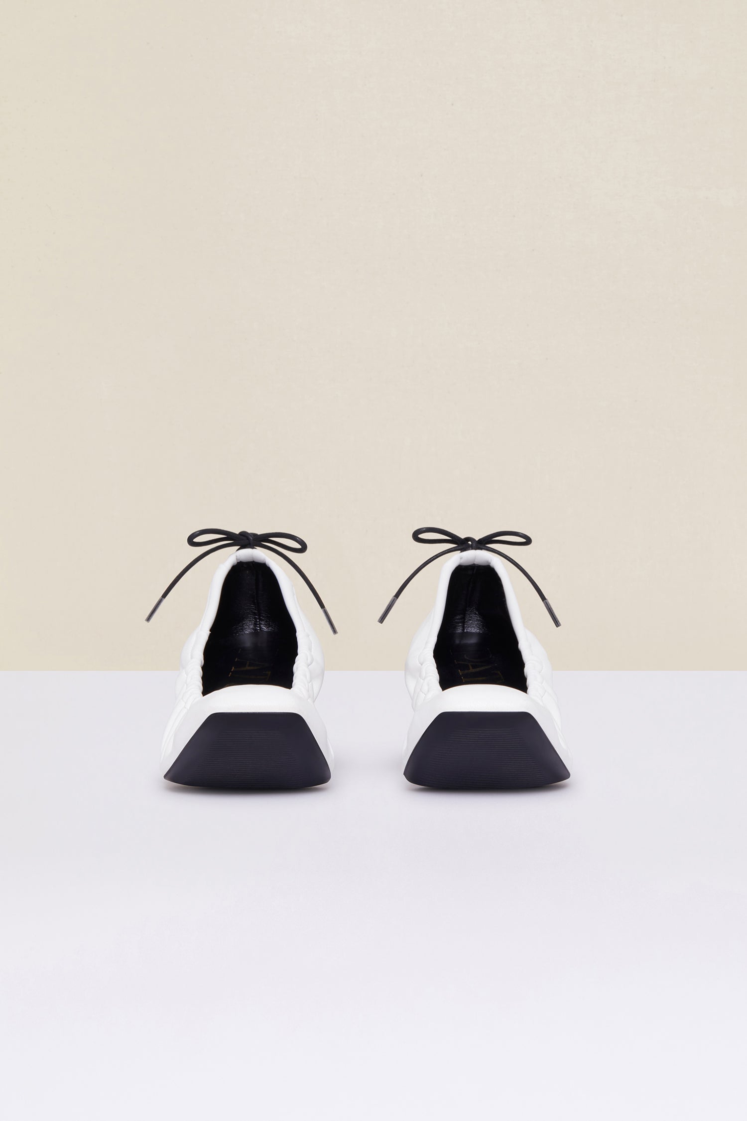 Patou FO005 escarpins talon bloc ivoire