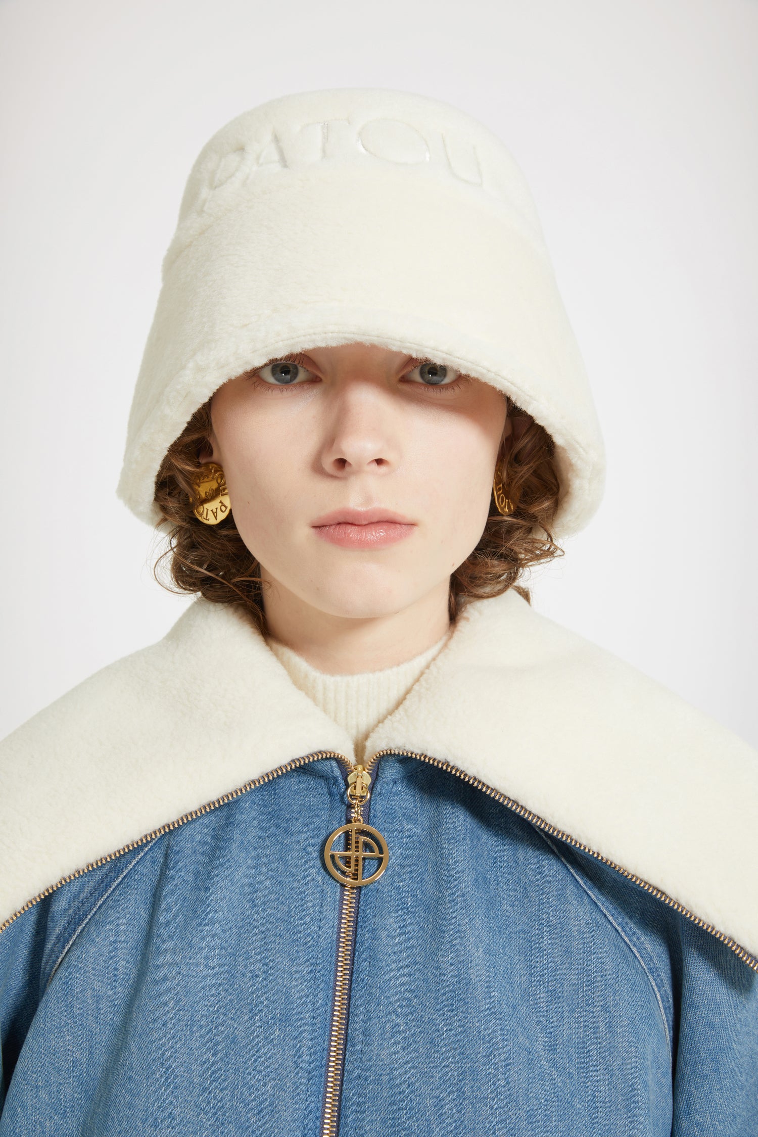 Patou H23OU0230008630B veste denim bleue oversize shearling