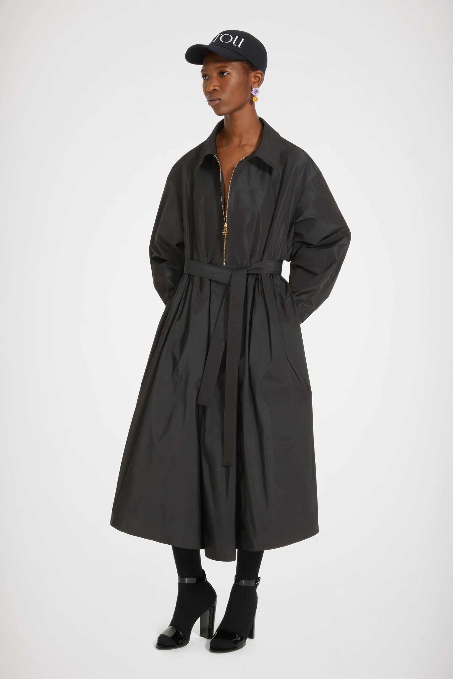 Patou DR095 Robe Maxi Noire Satin Recyclé Ceinture