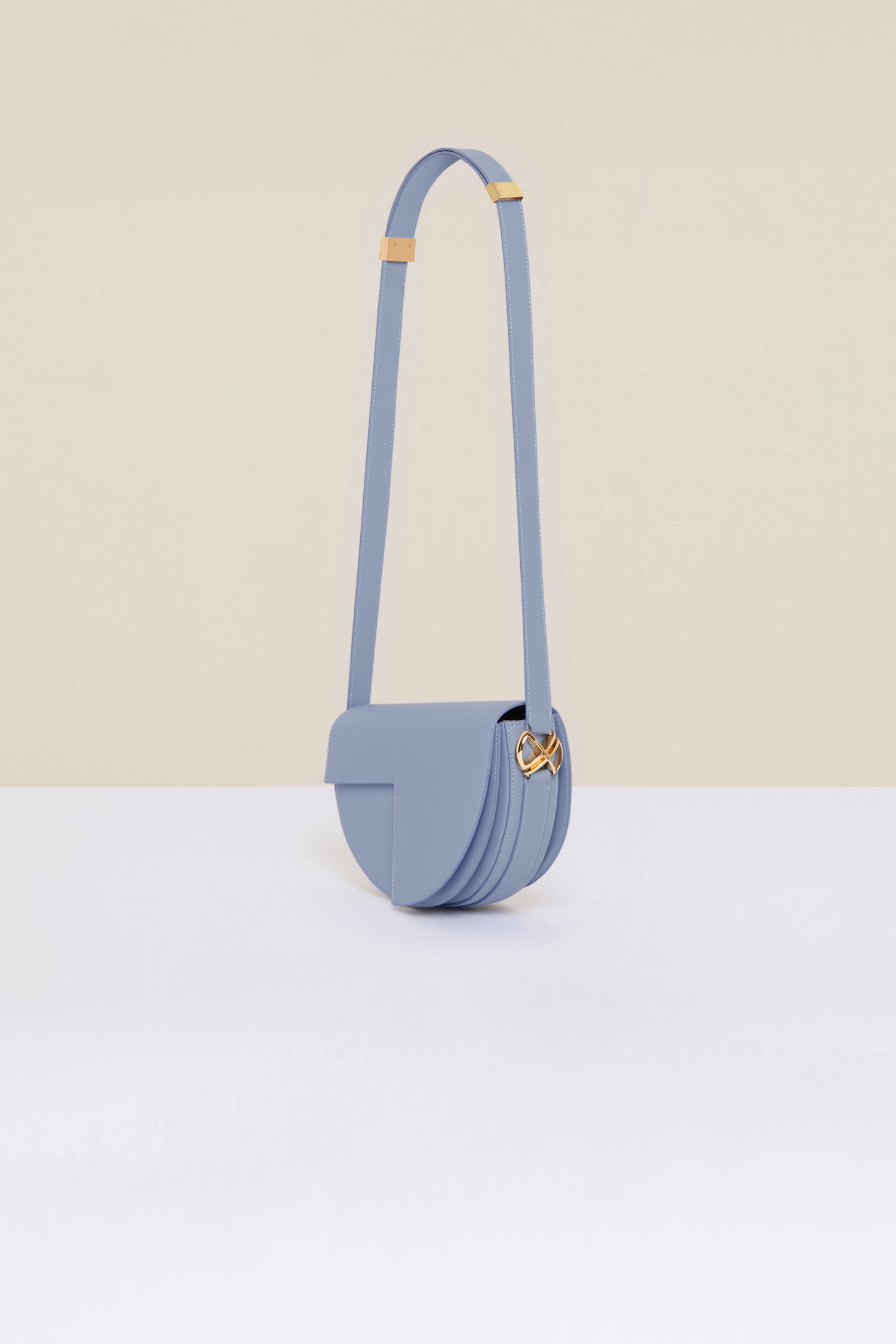 Patou P22BA0015001626B sac cuir bleu ciel